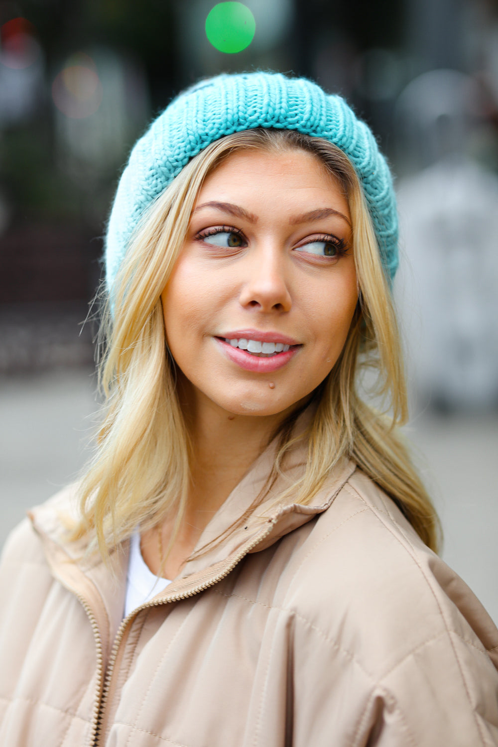 Comfy Cute Cable Knit Pom-Pom Beanie • Teal