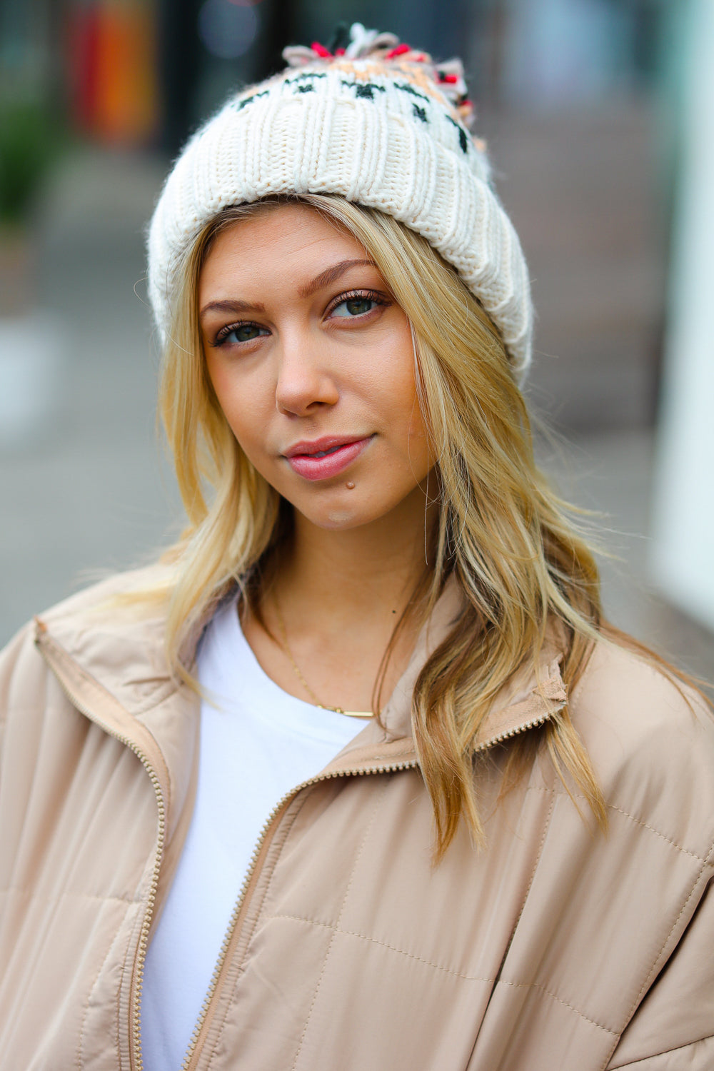 Comfy Cute Cable Knit Pom-Pom Beanie • Cream