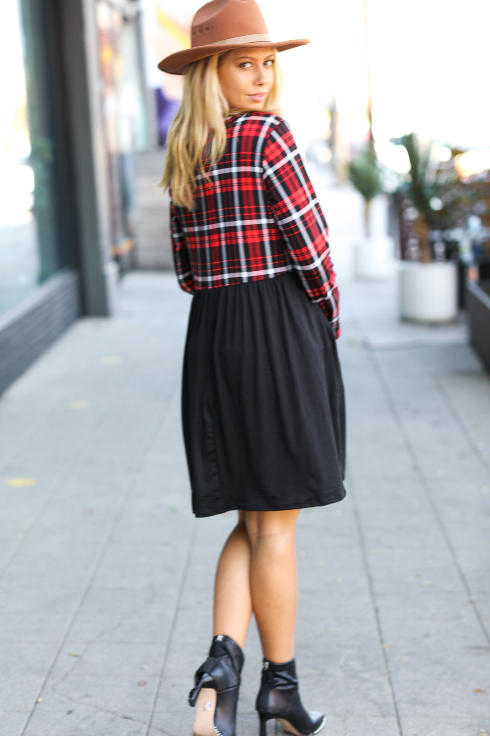 About You Plaid Hacci Babydoll Swing Dress