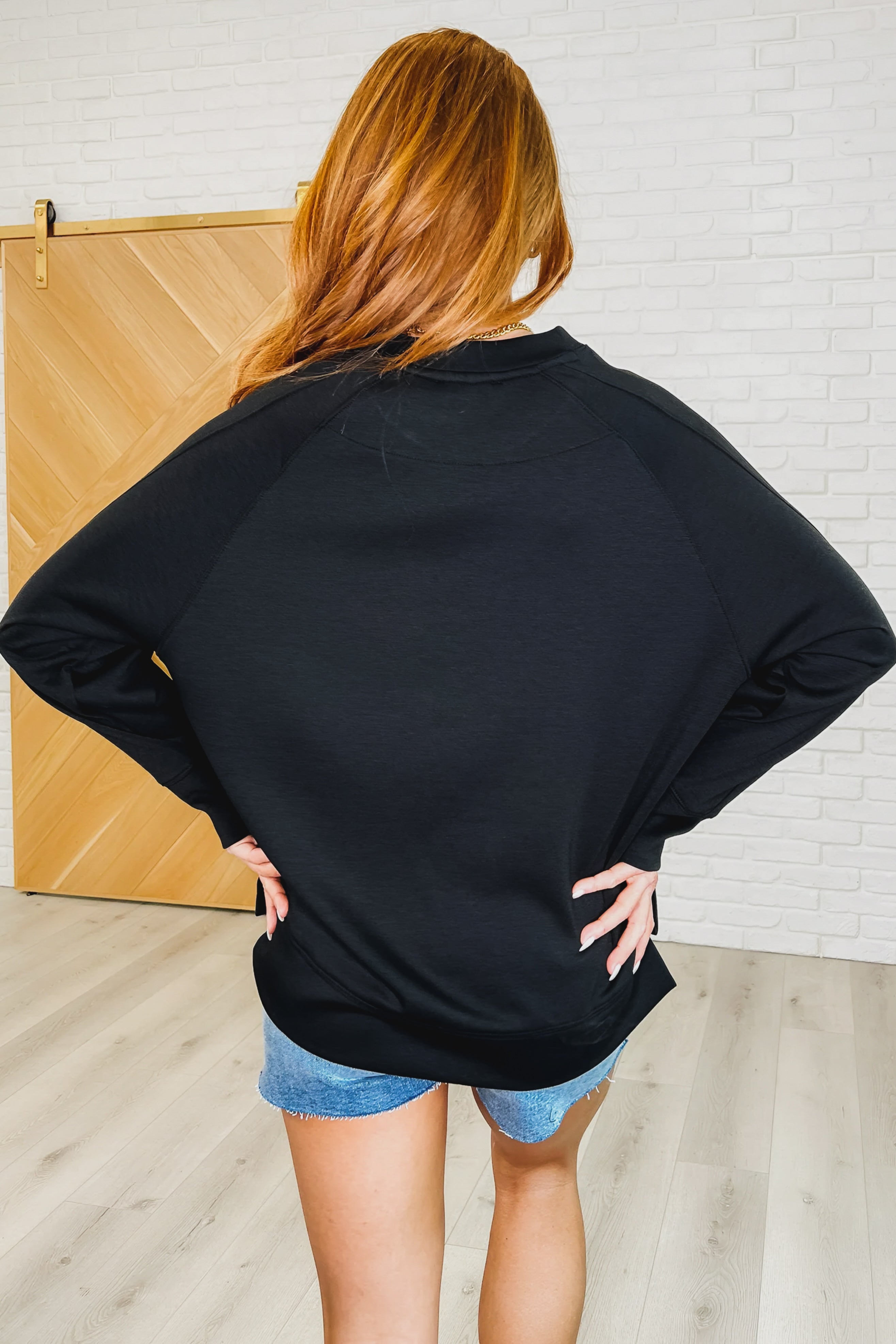 It's The Little Things Relaxed Scuba Pullover • Black