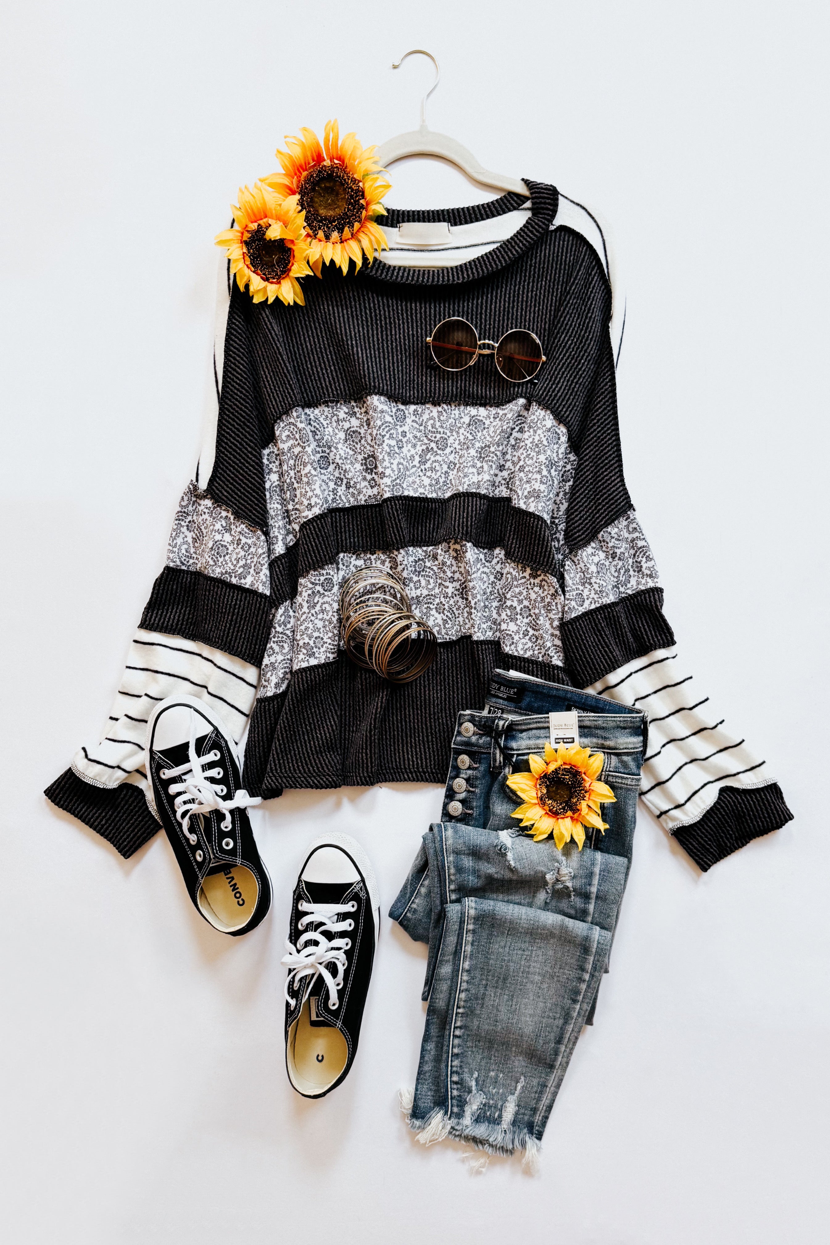 Lips Like Sugar Print Block Pullover