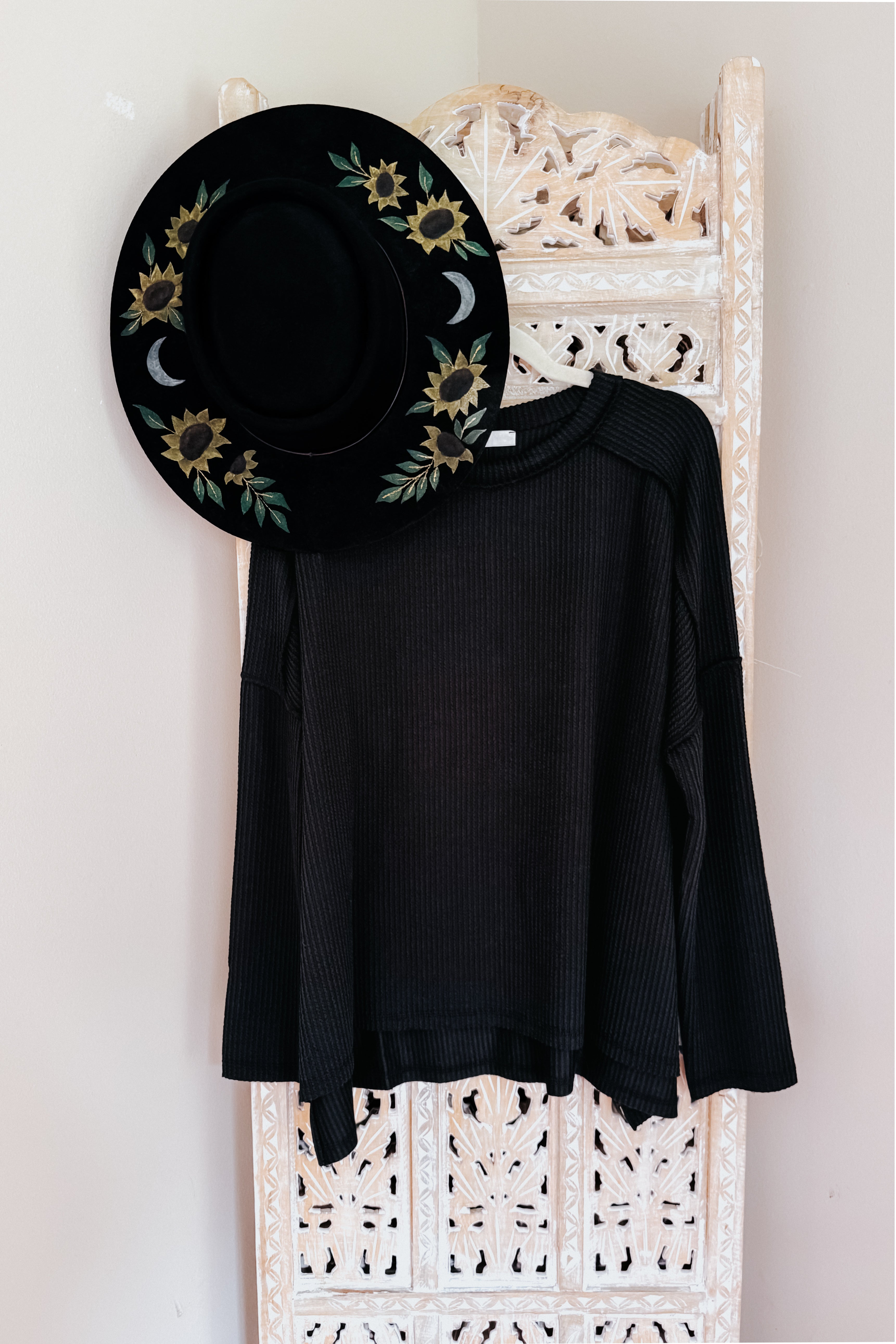 Wander & Rest Cable Ribbed Knit Drop Shoulder Top • Black