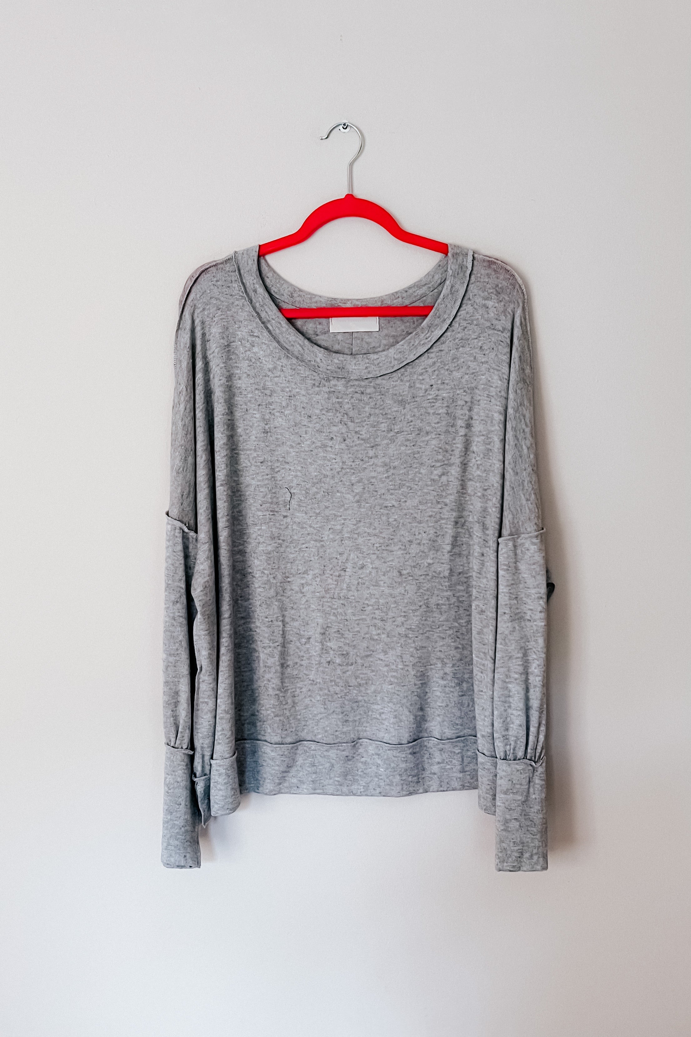 Through & Through Bubble Sleeve Outseam Top