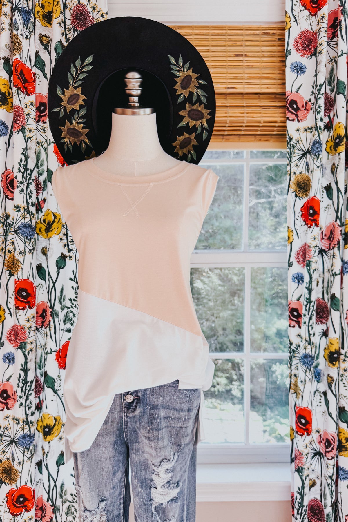 Steady Increase Color Block Sleeveless Top