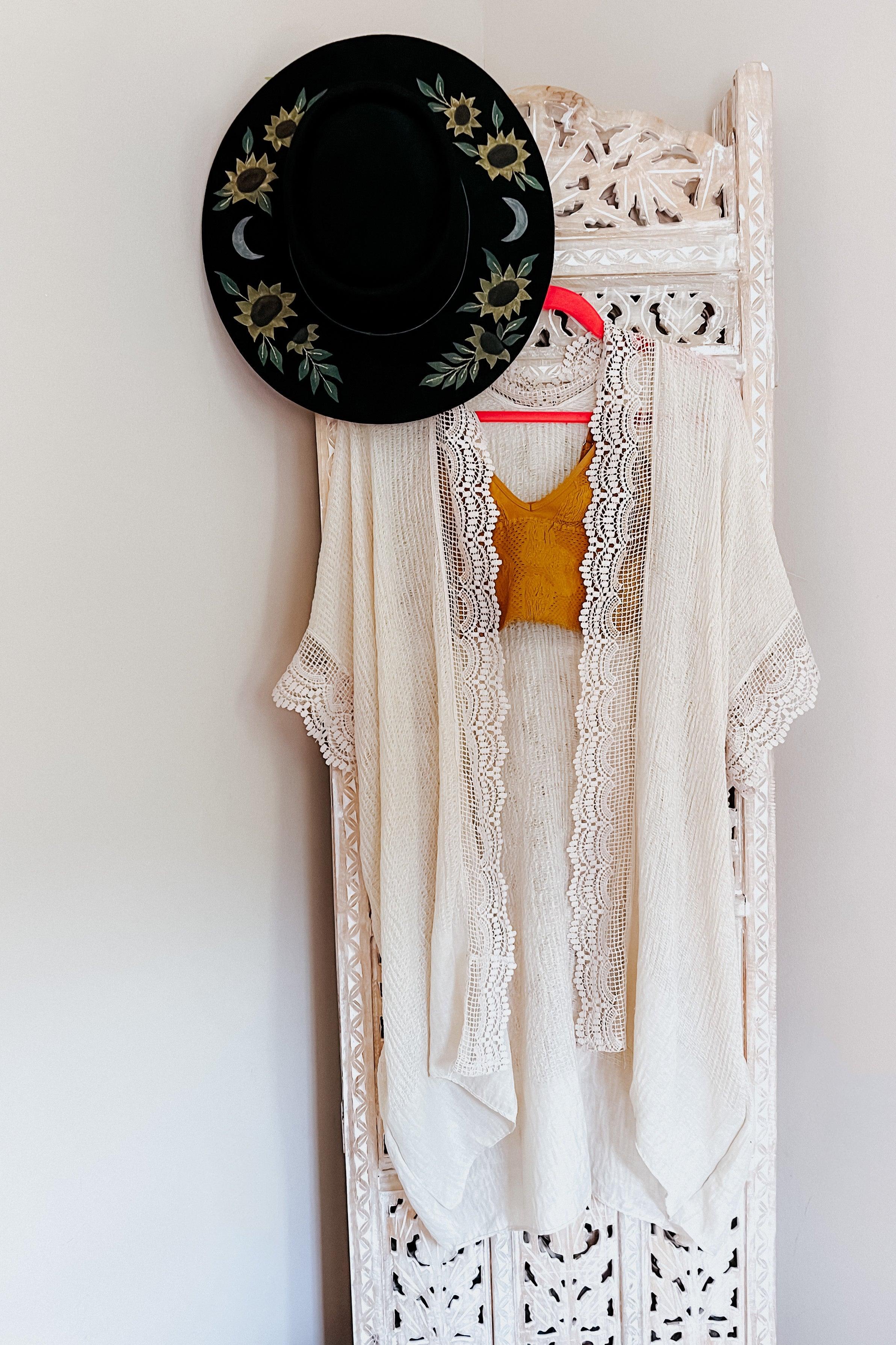 Step Out Scallop Lace Trim Kimono • Ivory - Atomic Wildflower