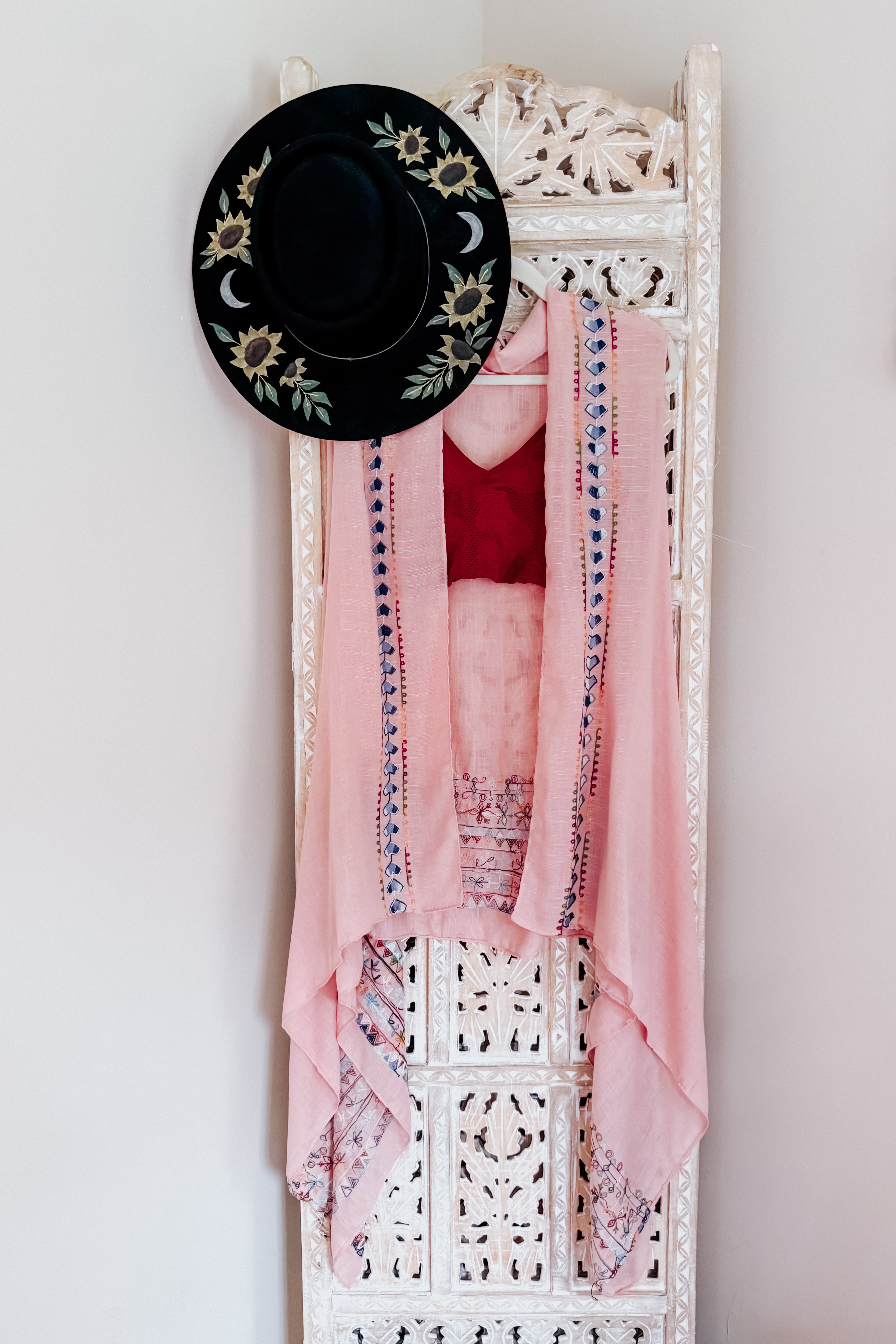 Aria Embroidered Sleeveless Duster • Blush
