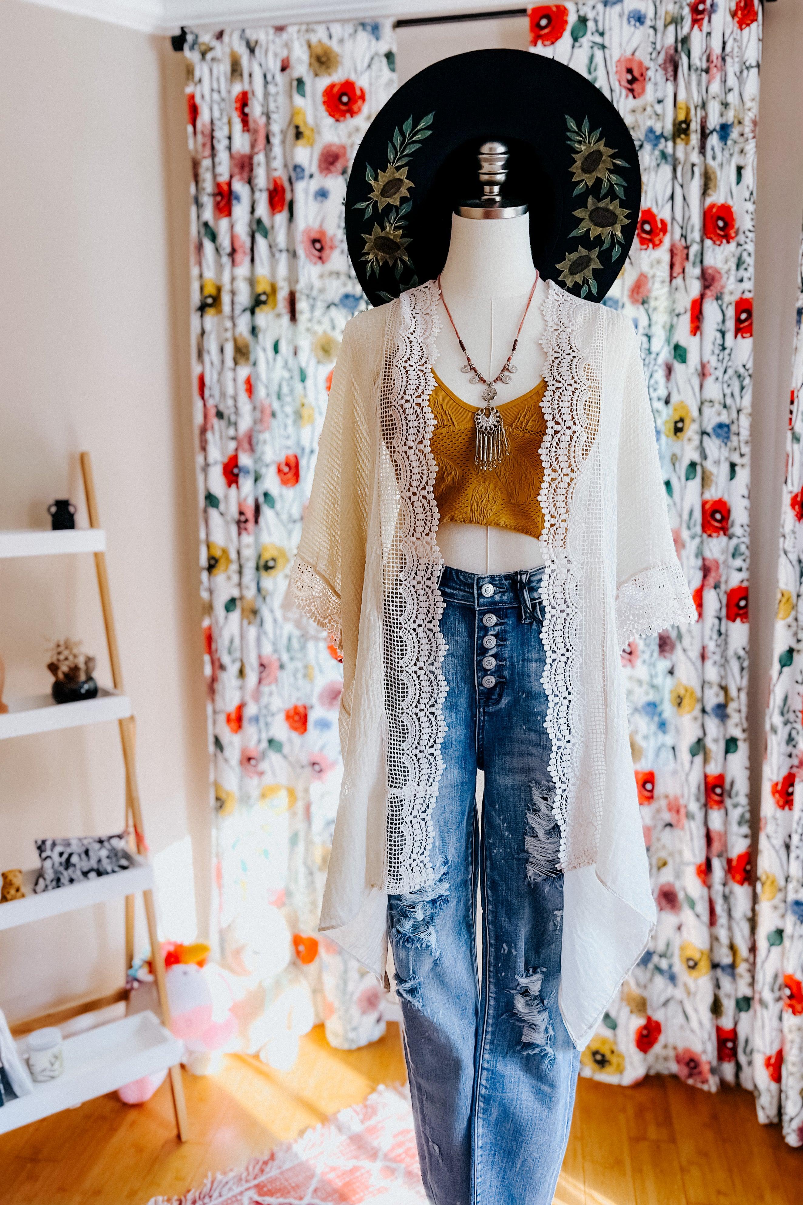 Step Out Scallop Lace Trim Kimono • Ivory - Atomic Wildflower