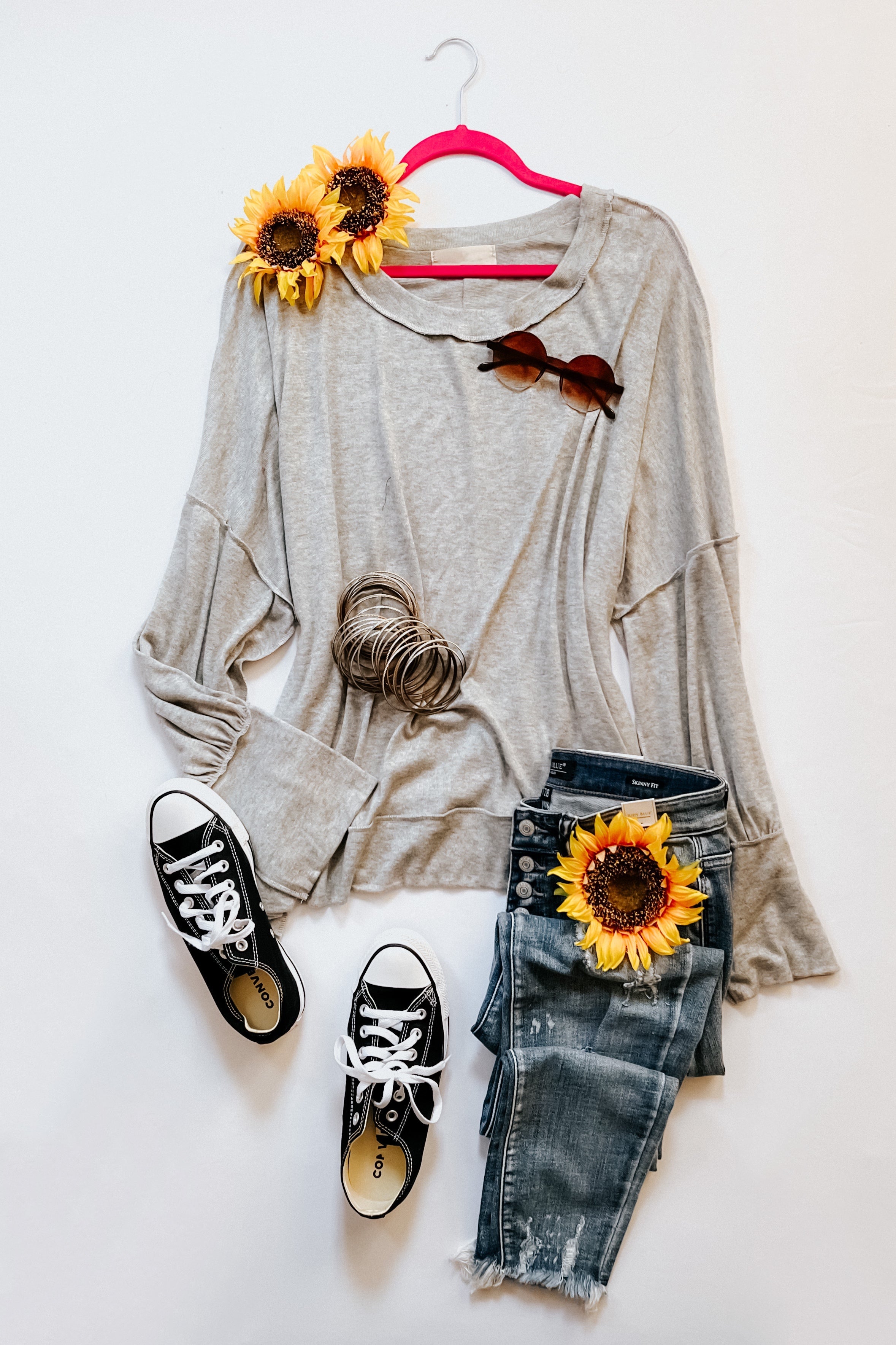 Through & Through Bubble Sleeve Outseam Top