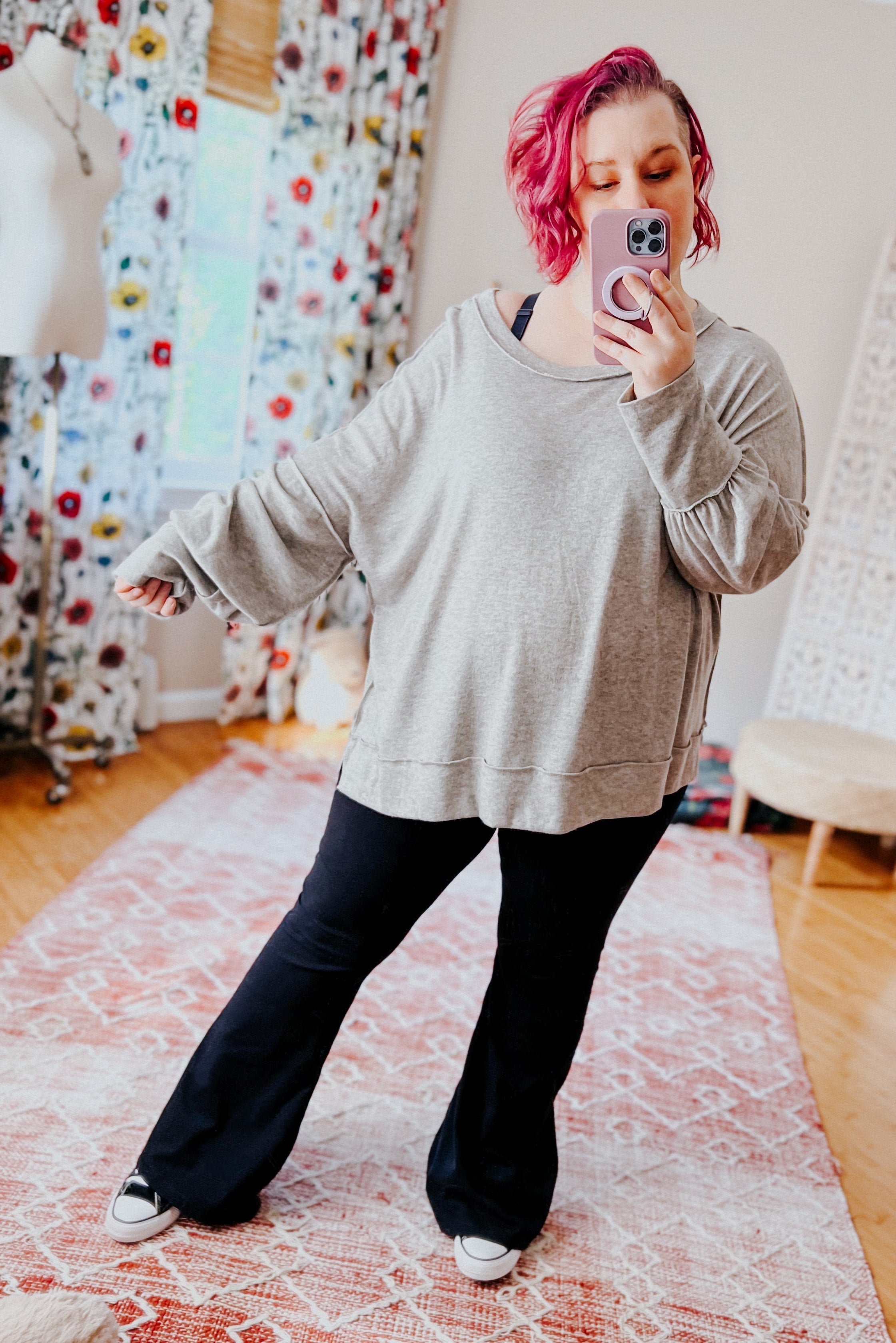 Through & Through Bubble Sleeve Outseam Top