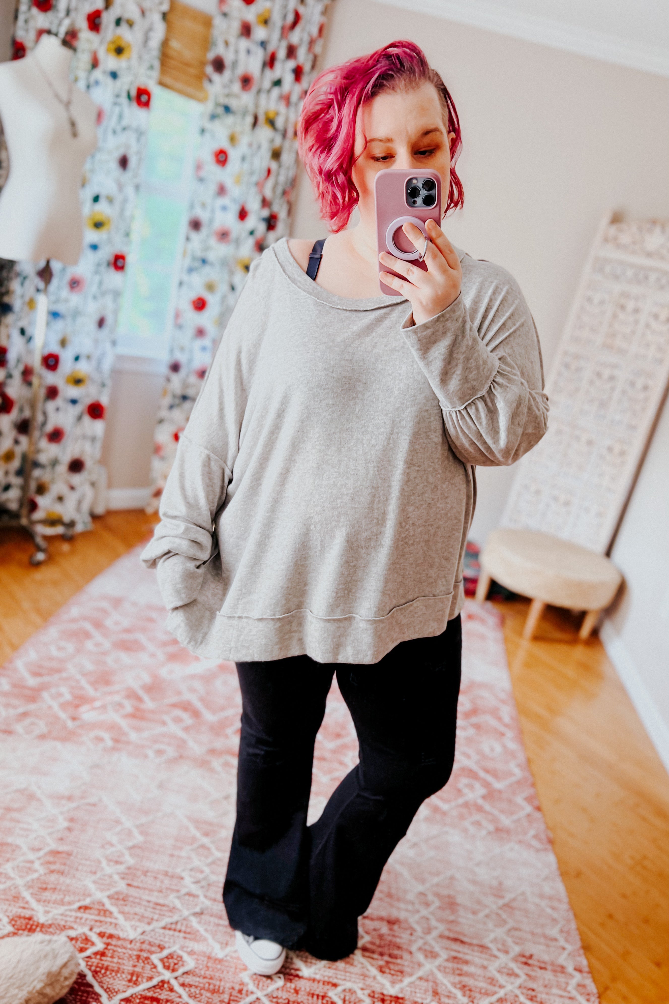Through & Through Bubble Sleeve Outseam Top
