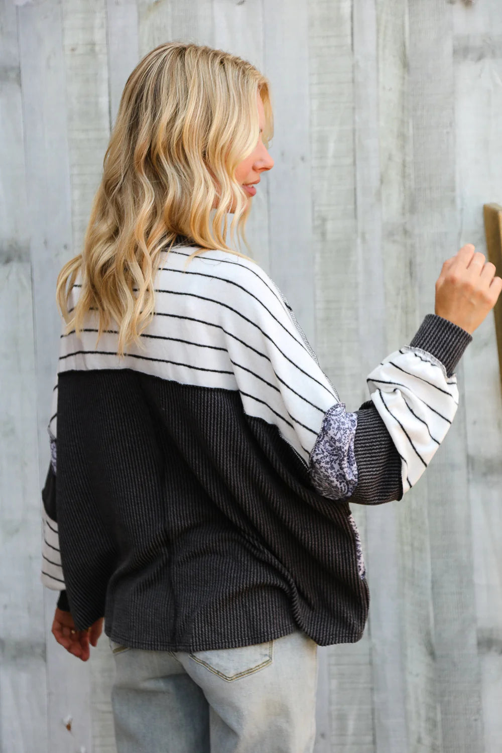 Lips Like Sugar Print Block Pullover