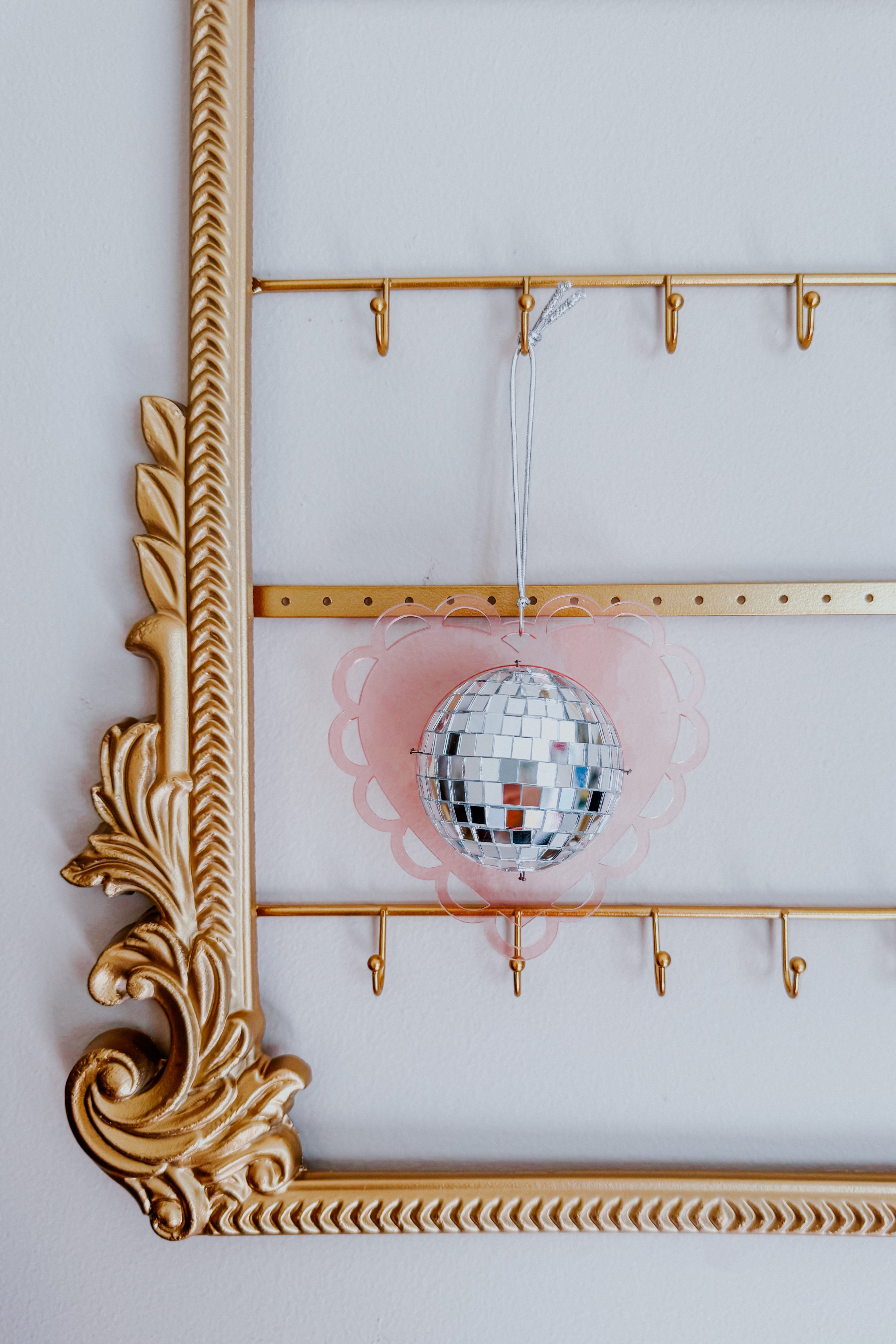 Hanging Mini Disco Scalloped Heart Sun Catcher • Soft Pink