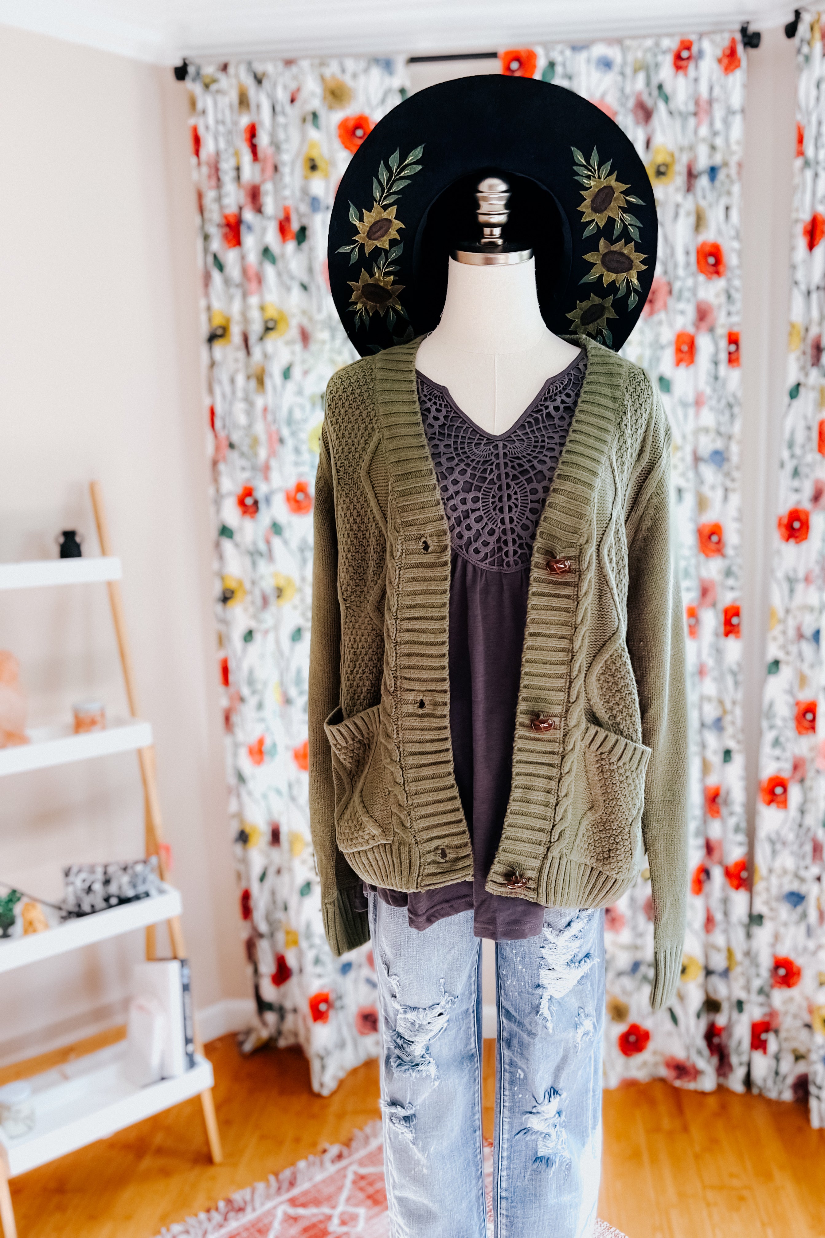 Climbing Vine Cable Knit Cardigan • Green