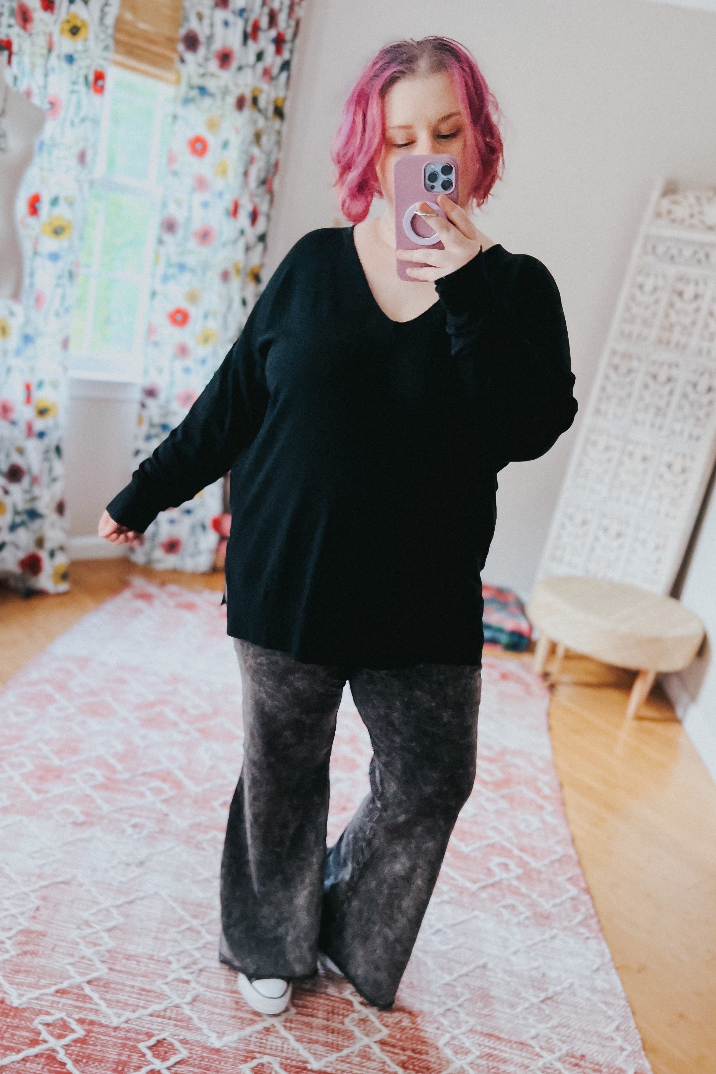 Hello Beautiful V Neck Sweater • Black