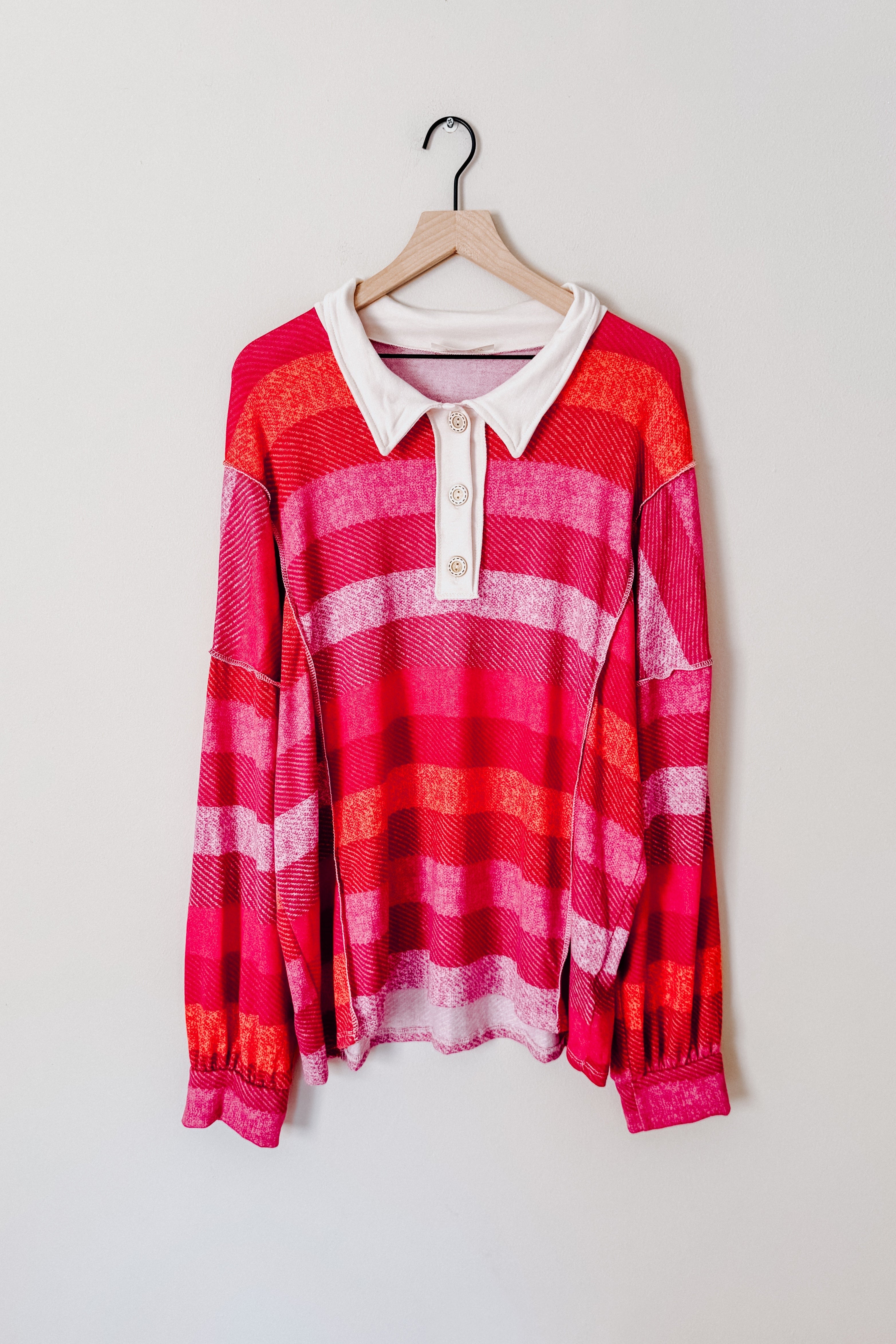 Just Right Checkered Long Sleeve Top • Red