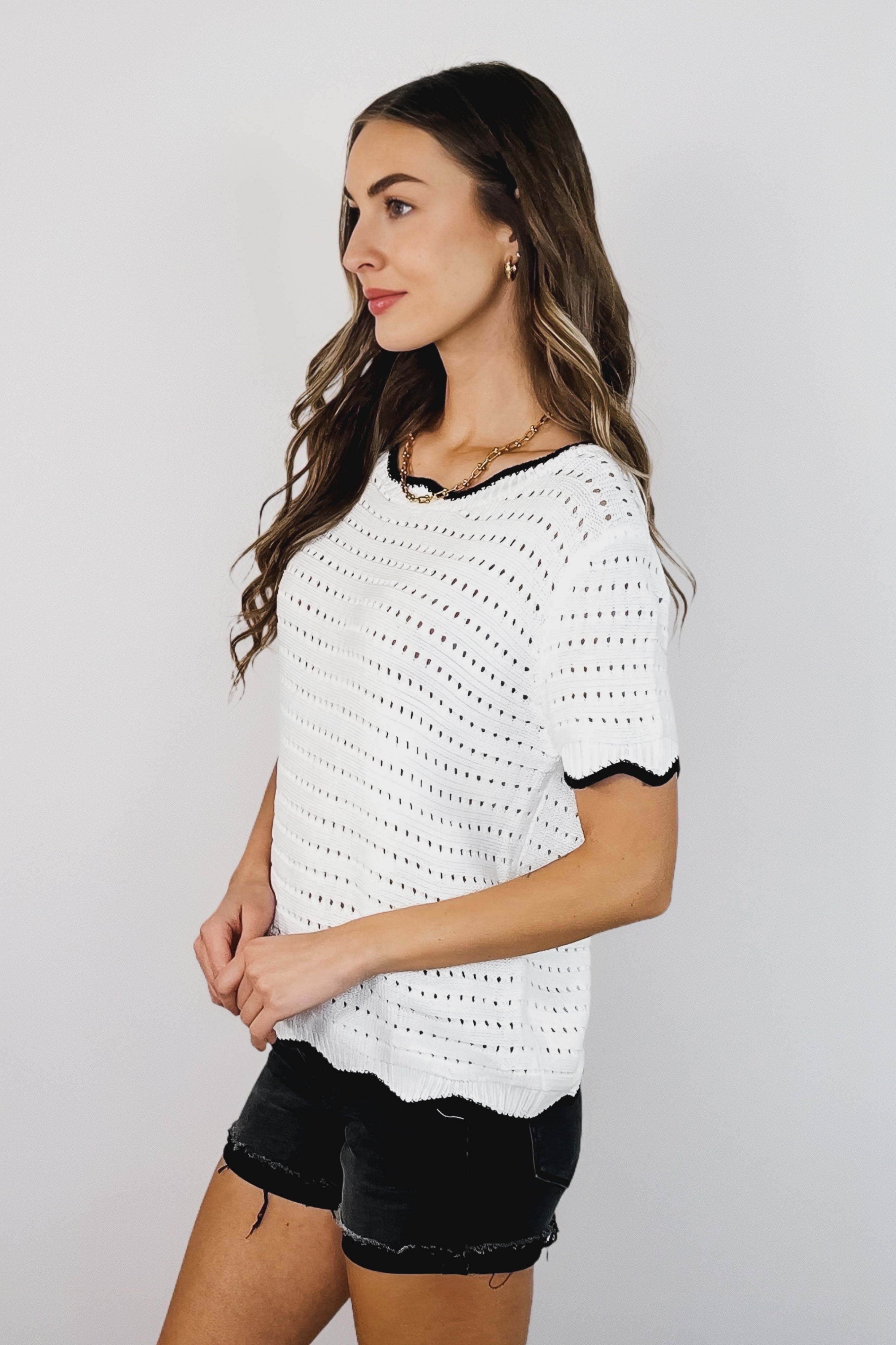 Pinkies Up Knit Top • White