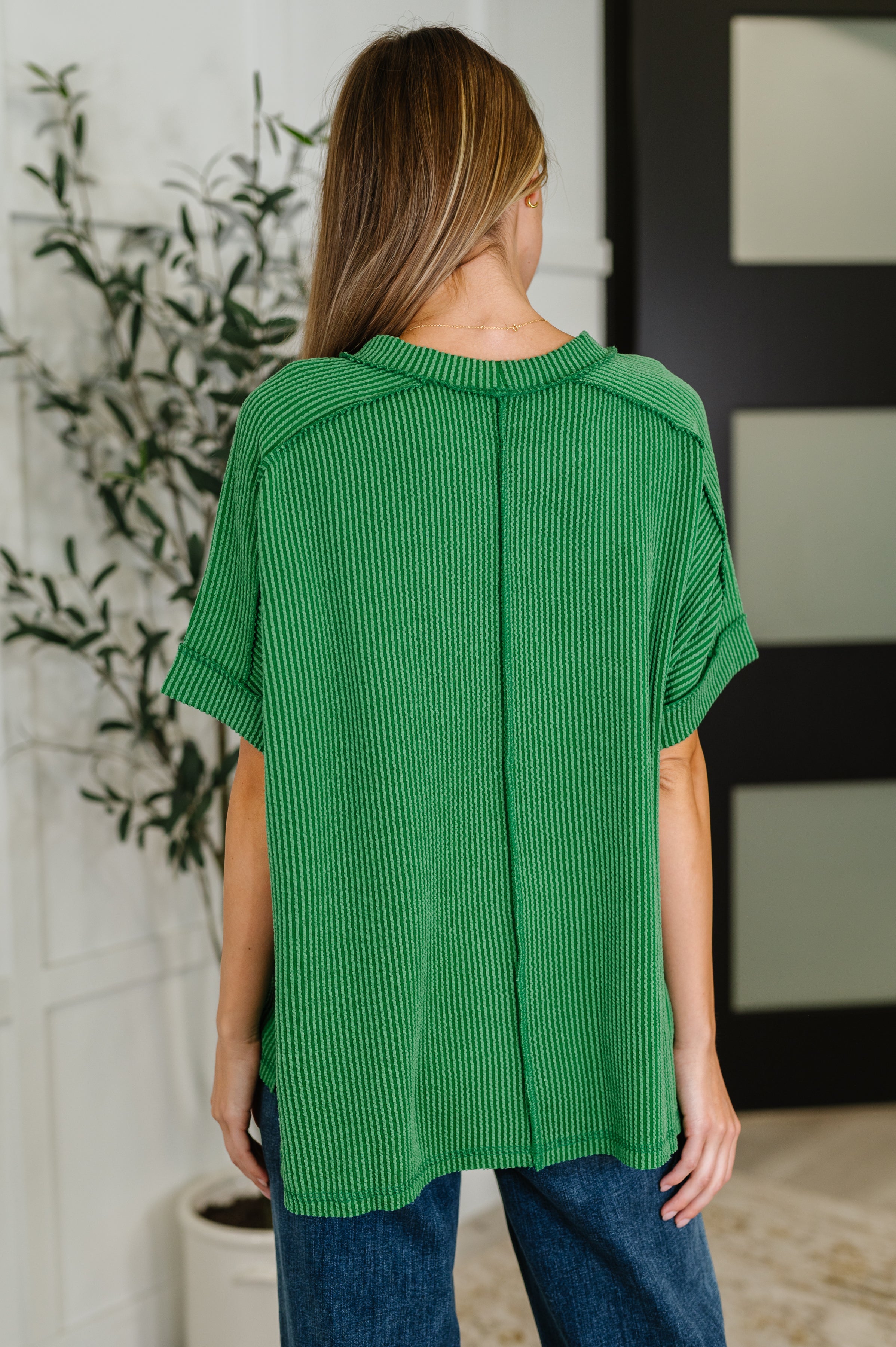 Catch Me Loungin’ Cable Ribbed Knit Top • Dark Green