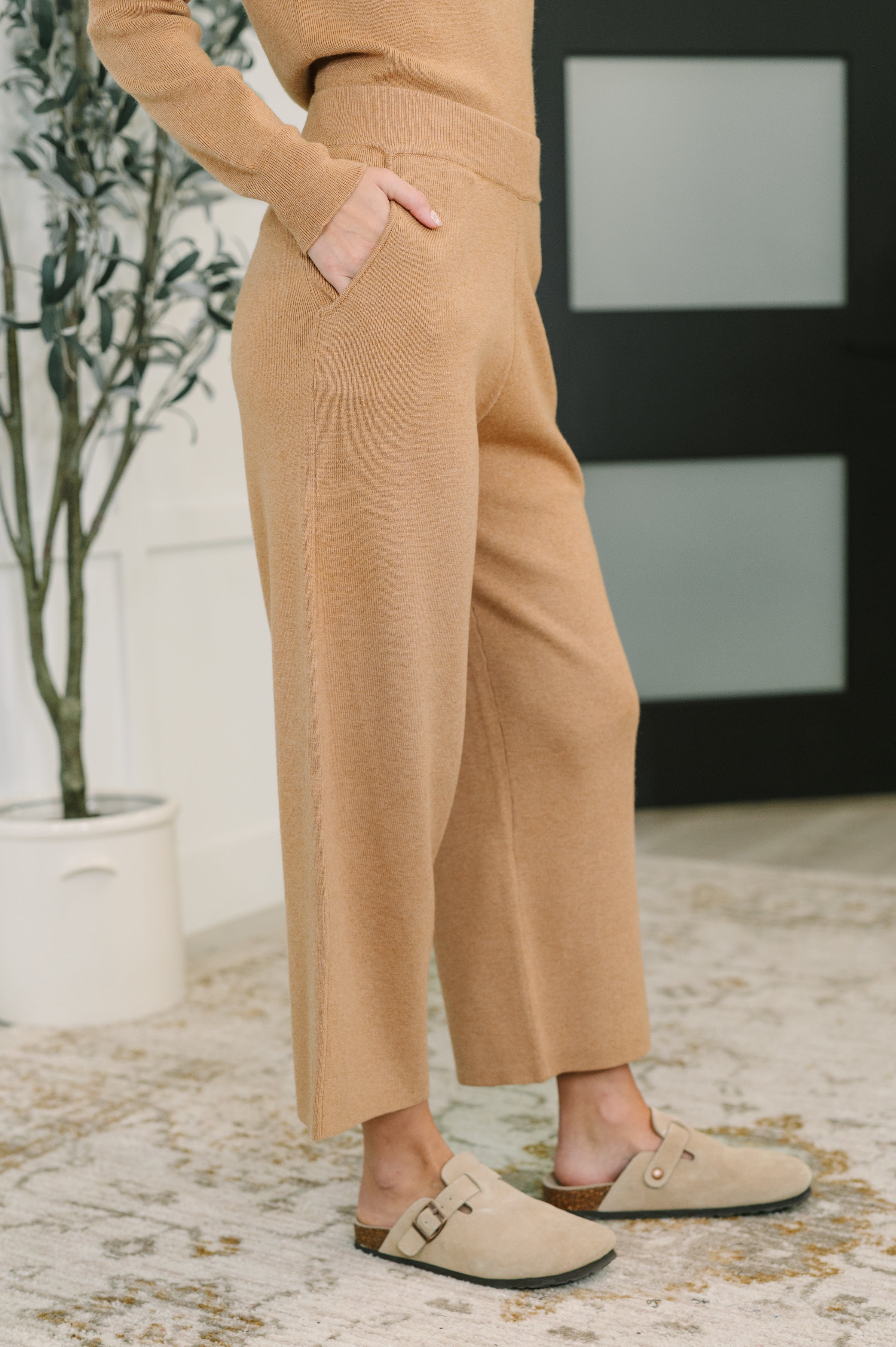 Clove Culotte Pants • Camel