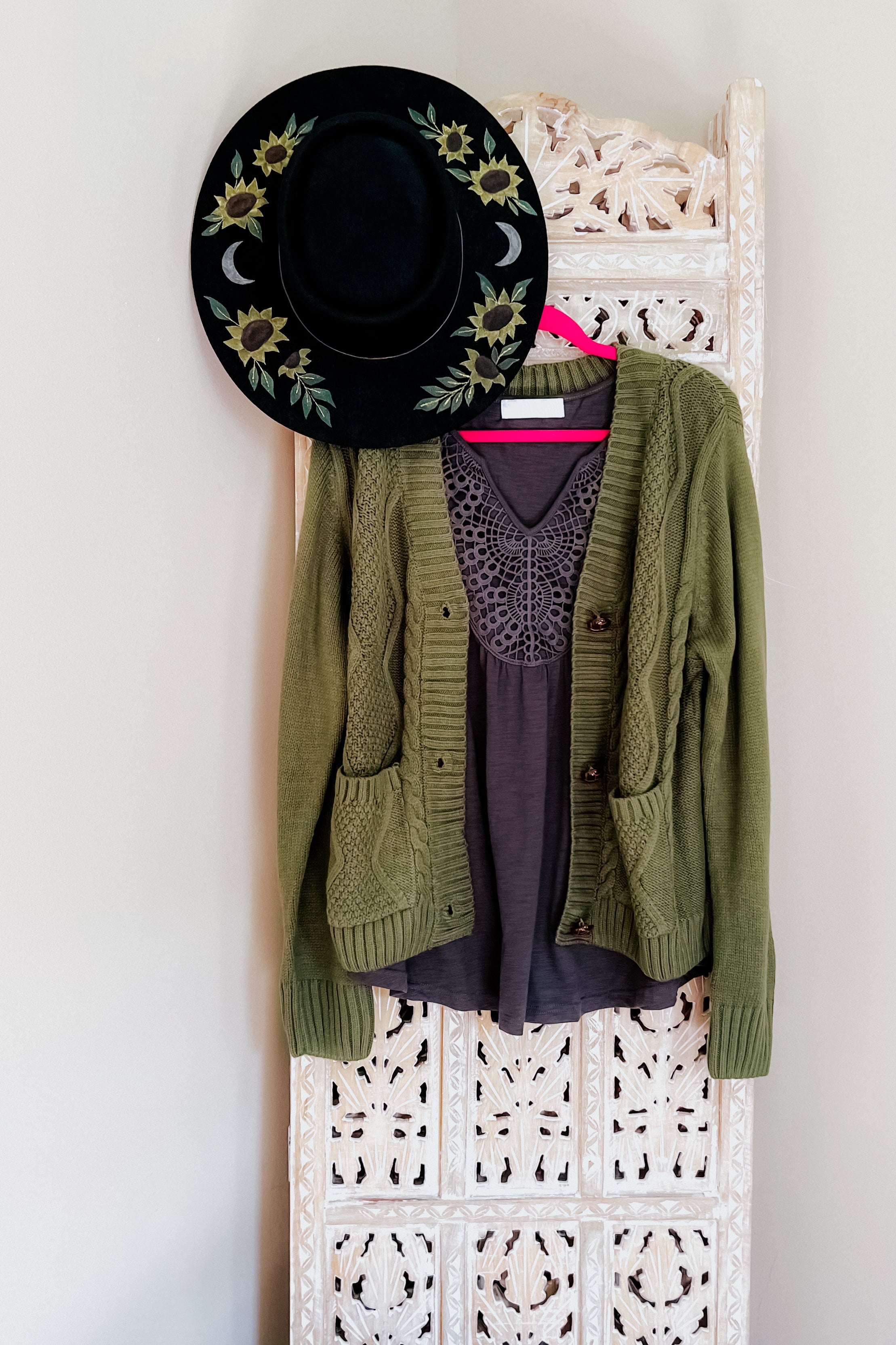 Climbing Vine Cable Knit Cardigan • Green