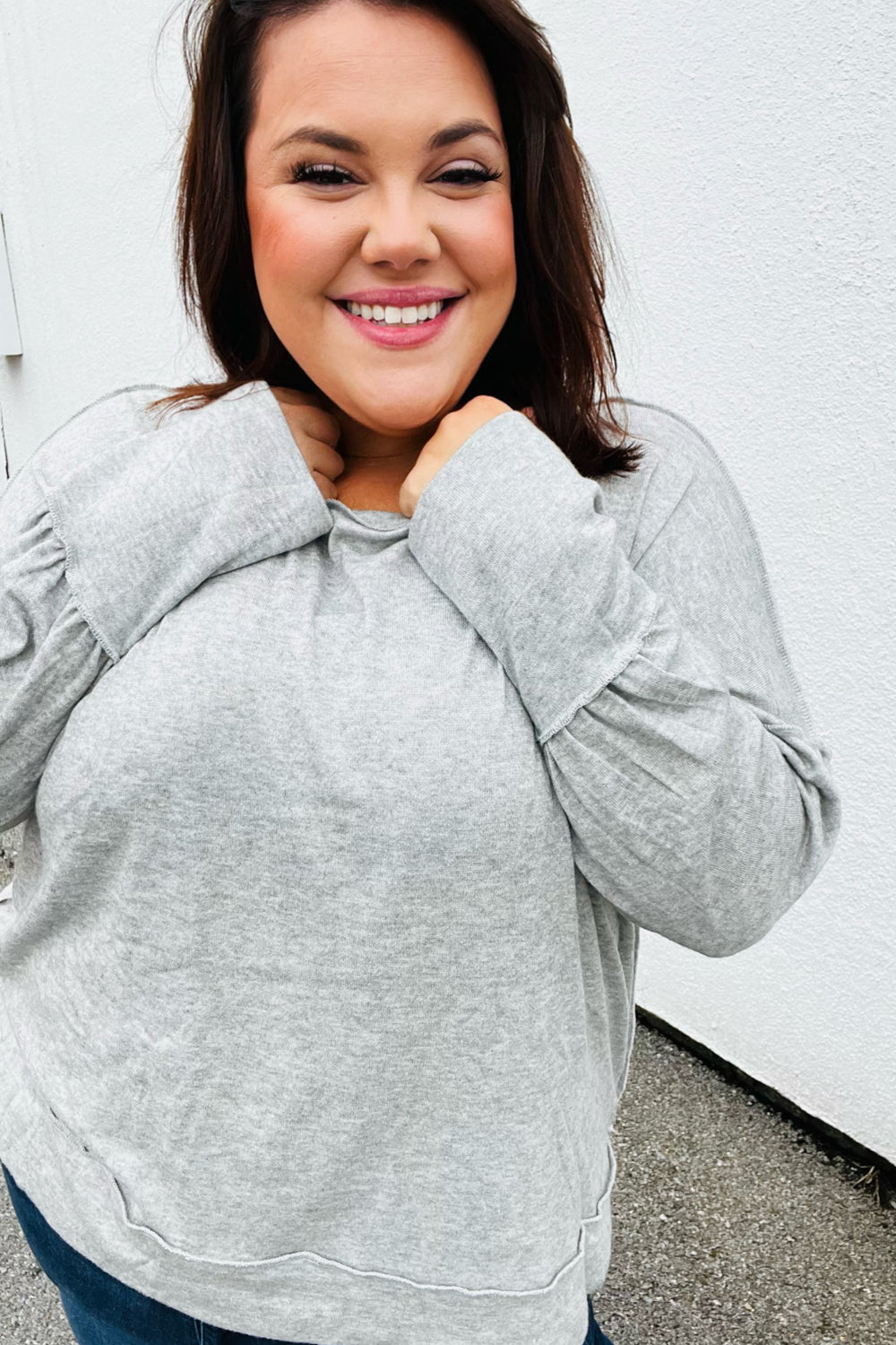 Through & Through Bubble Sleeve Outseam Top