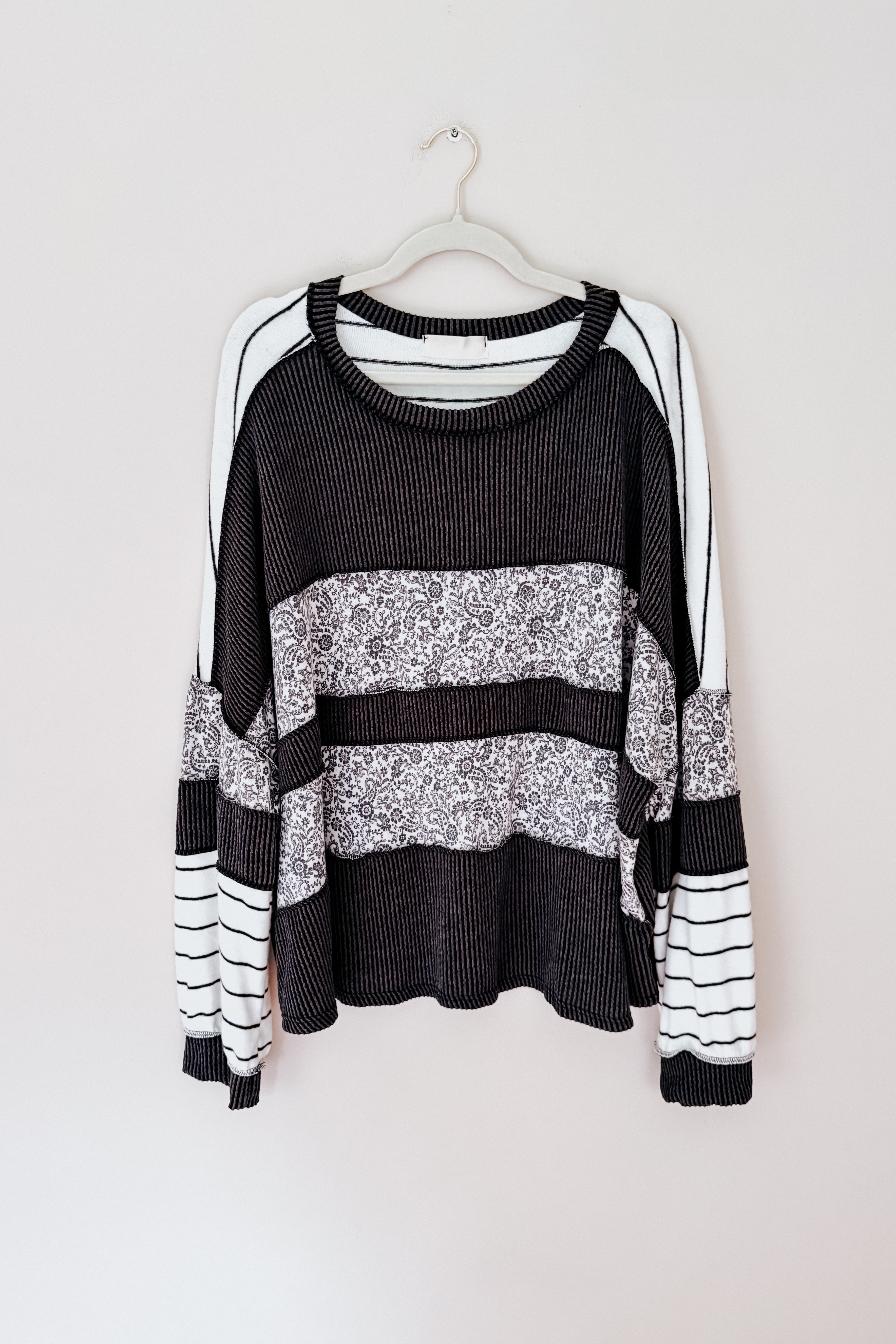 Lips Like Sugar Print Block Pullover