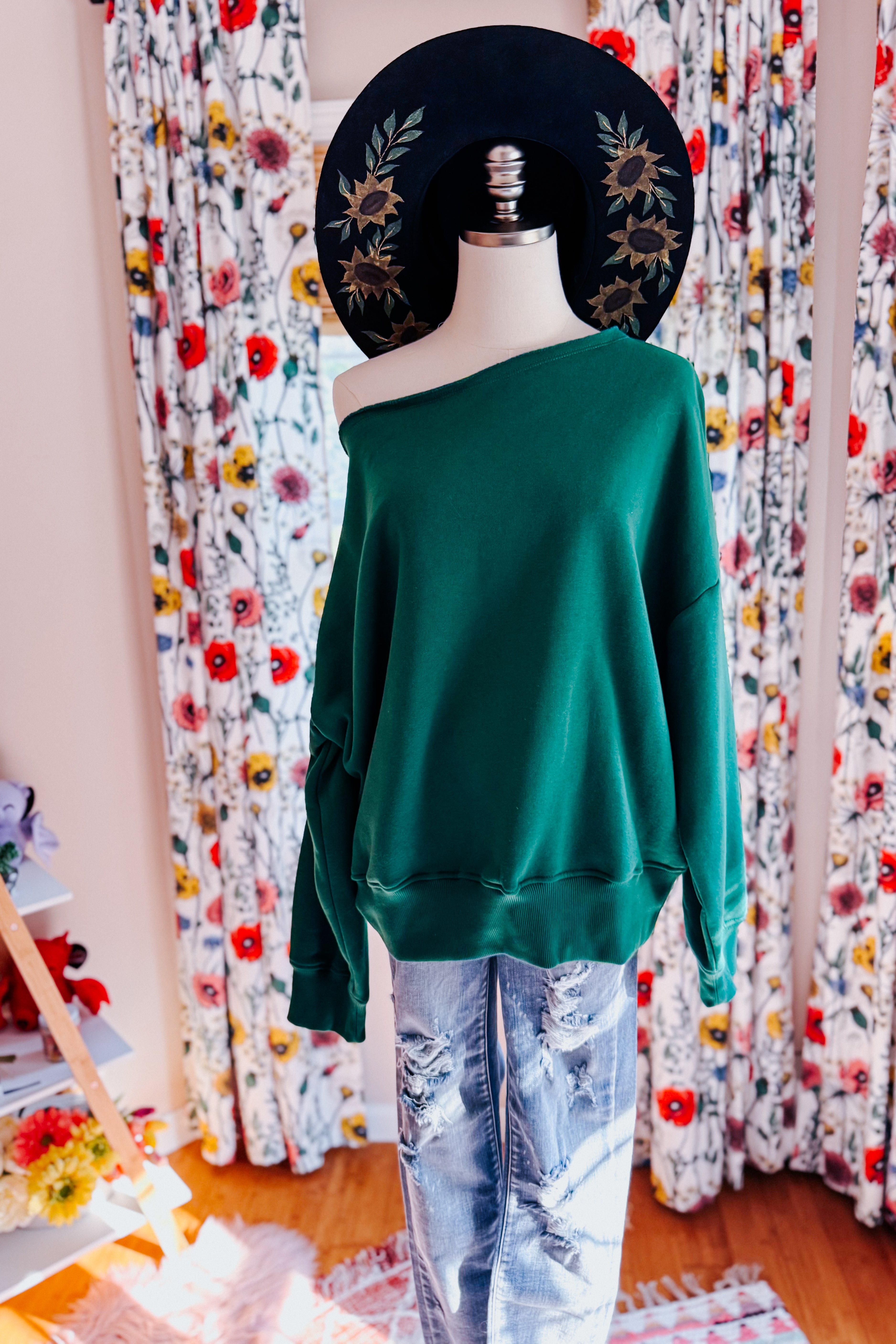Side Hustle Off Shoulder Long Sleeve Top • Hunter Green