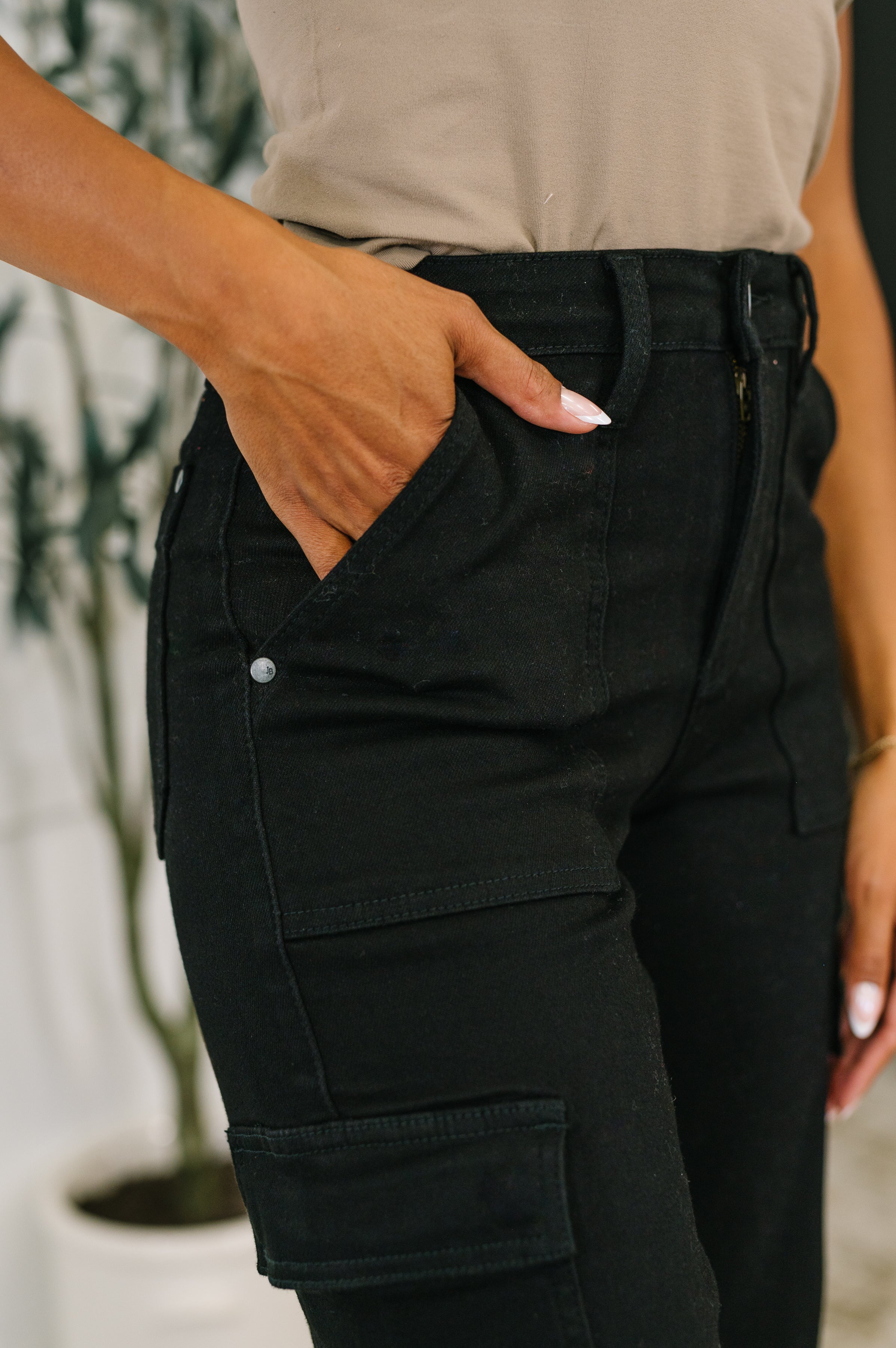 Keira High Waist Cargo Wide • Black