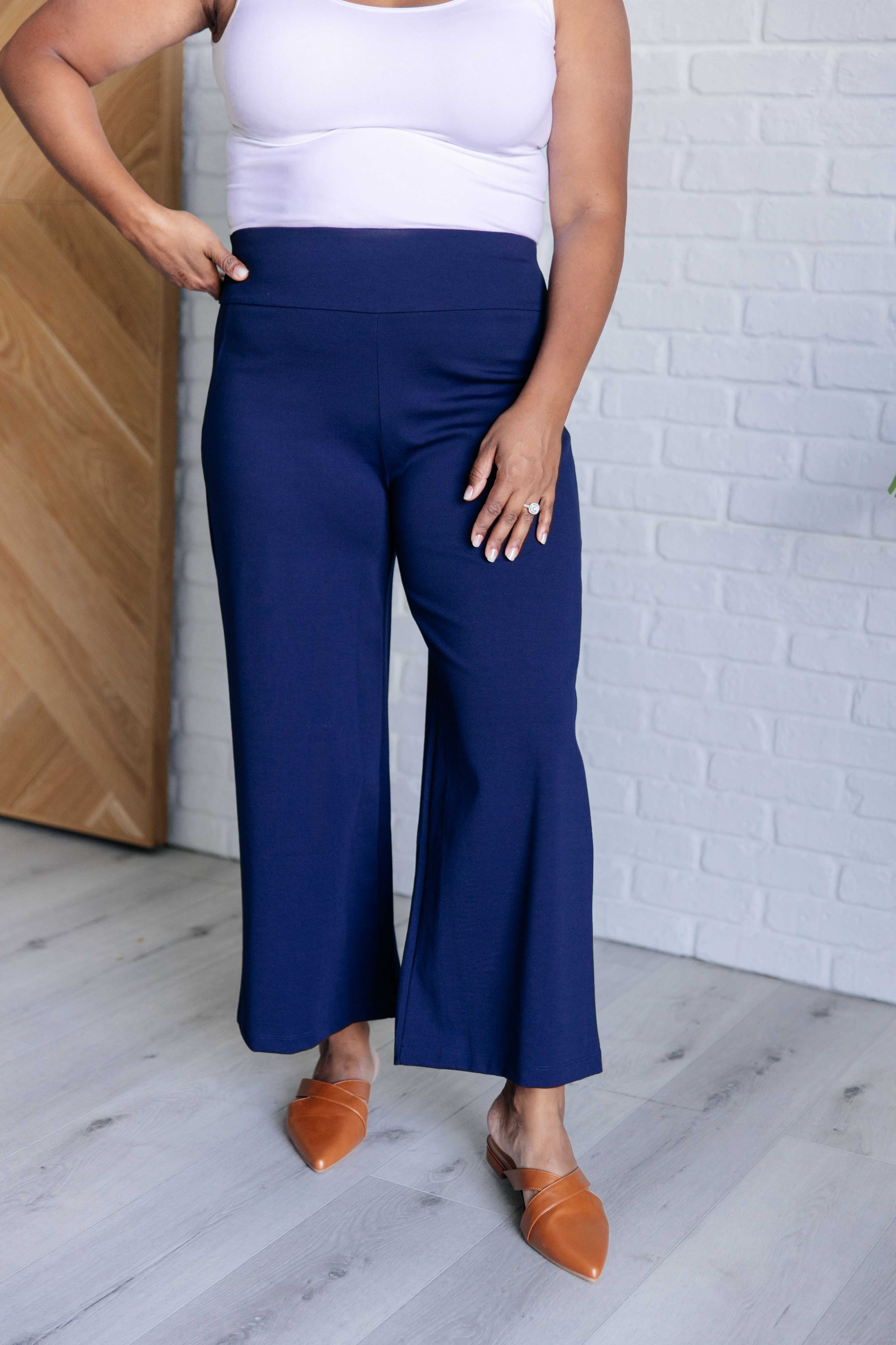 Magic Wide Leg Crop Pants • Navy