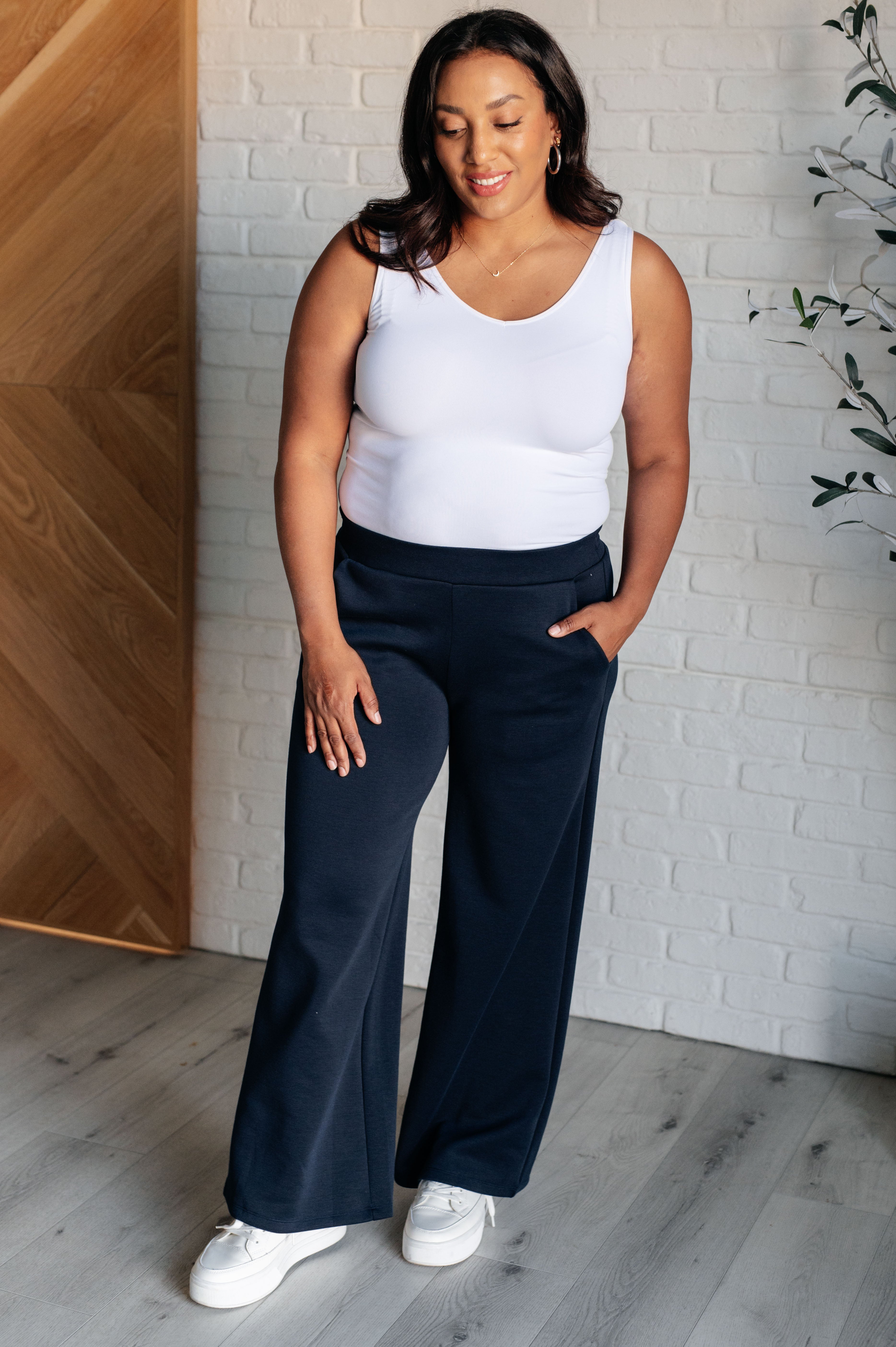 Resort Travel Wide Leg Crop Pant •  Navy
