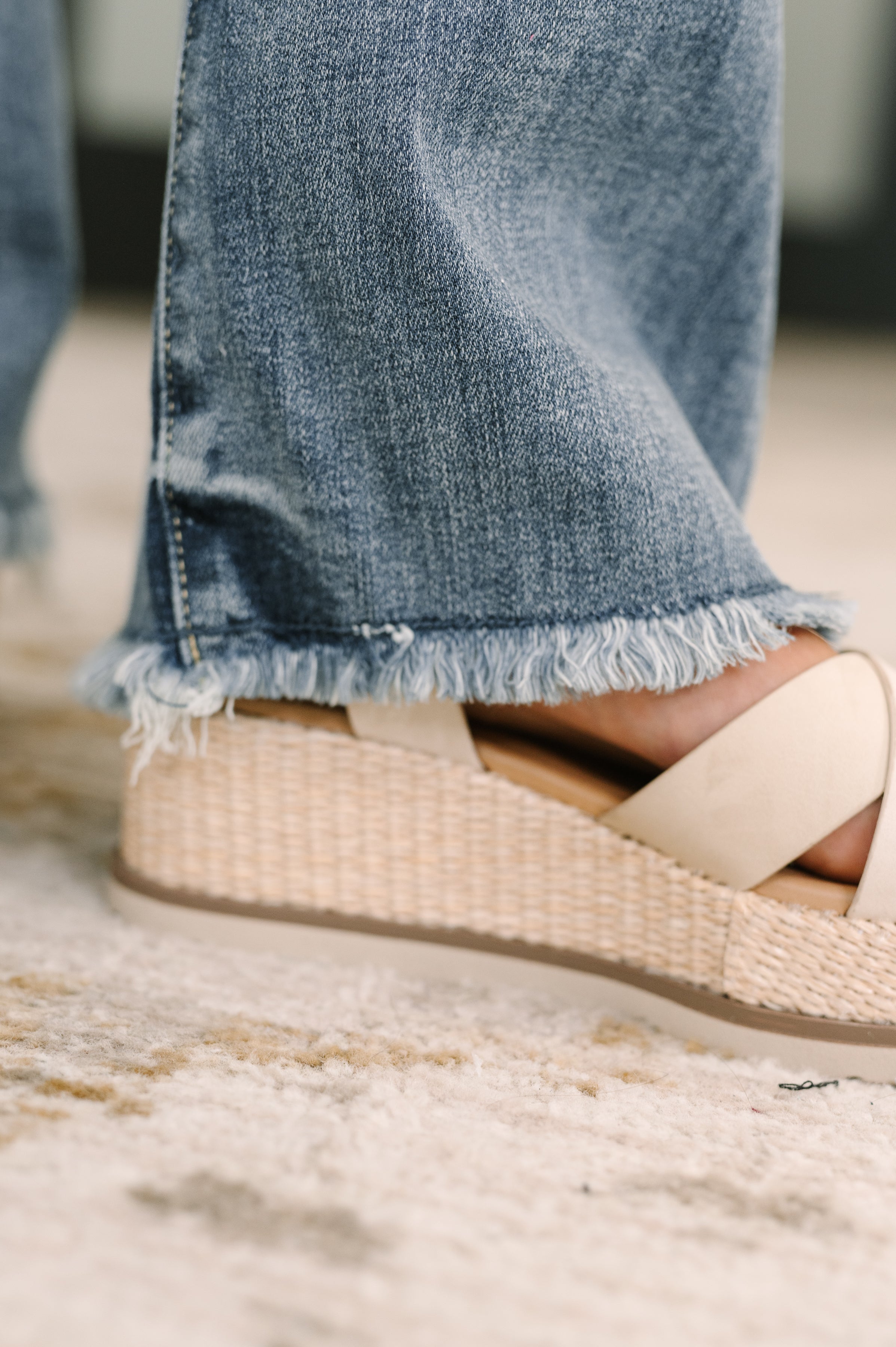Robin High Waist Bootcut with Frayed Hem