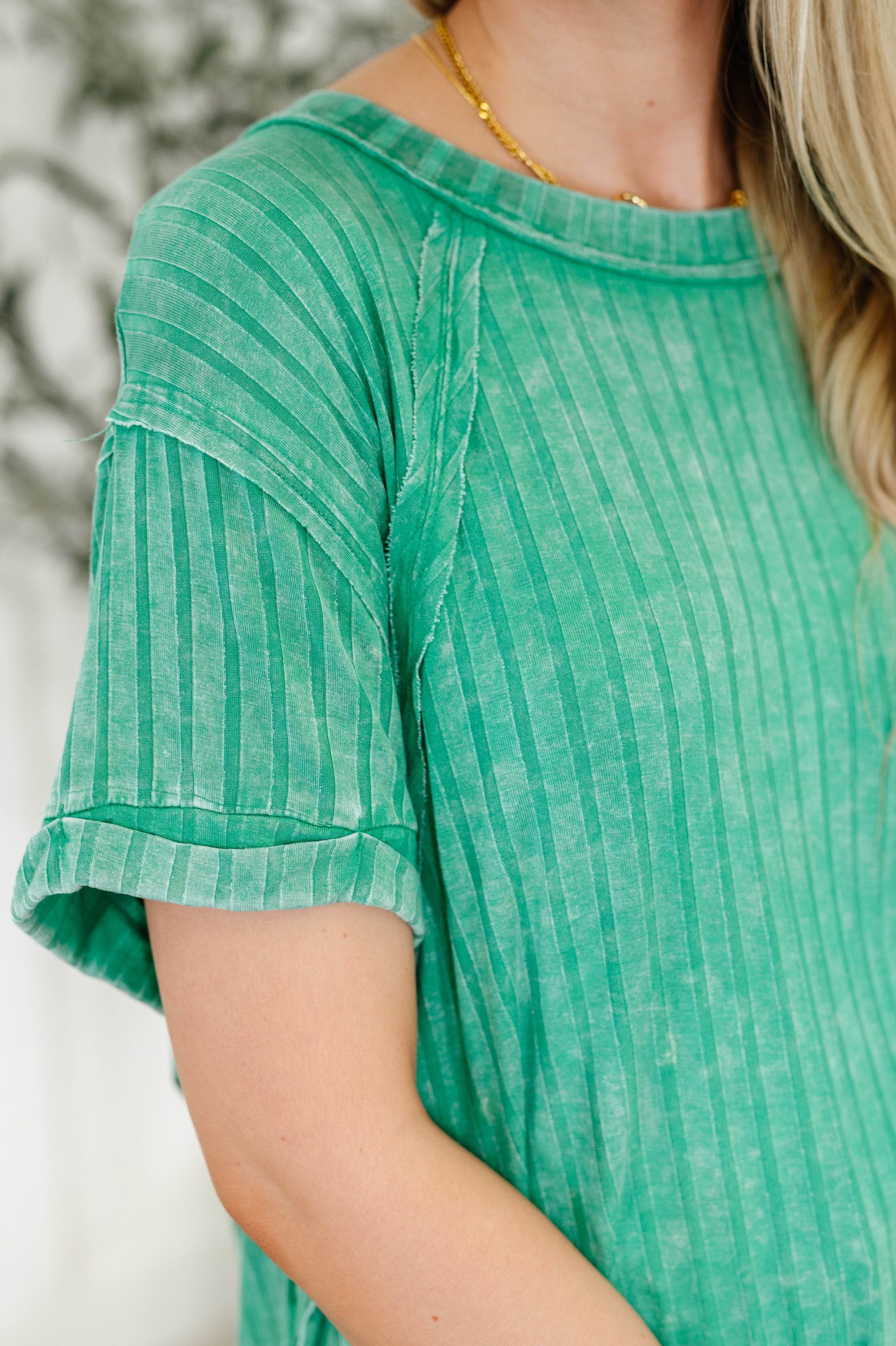 Sunday's Bestie Mineral Wash Top • Kelly Green