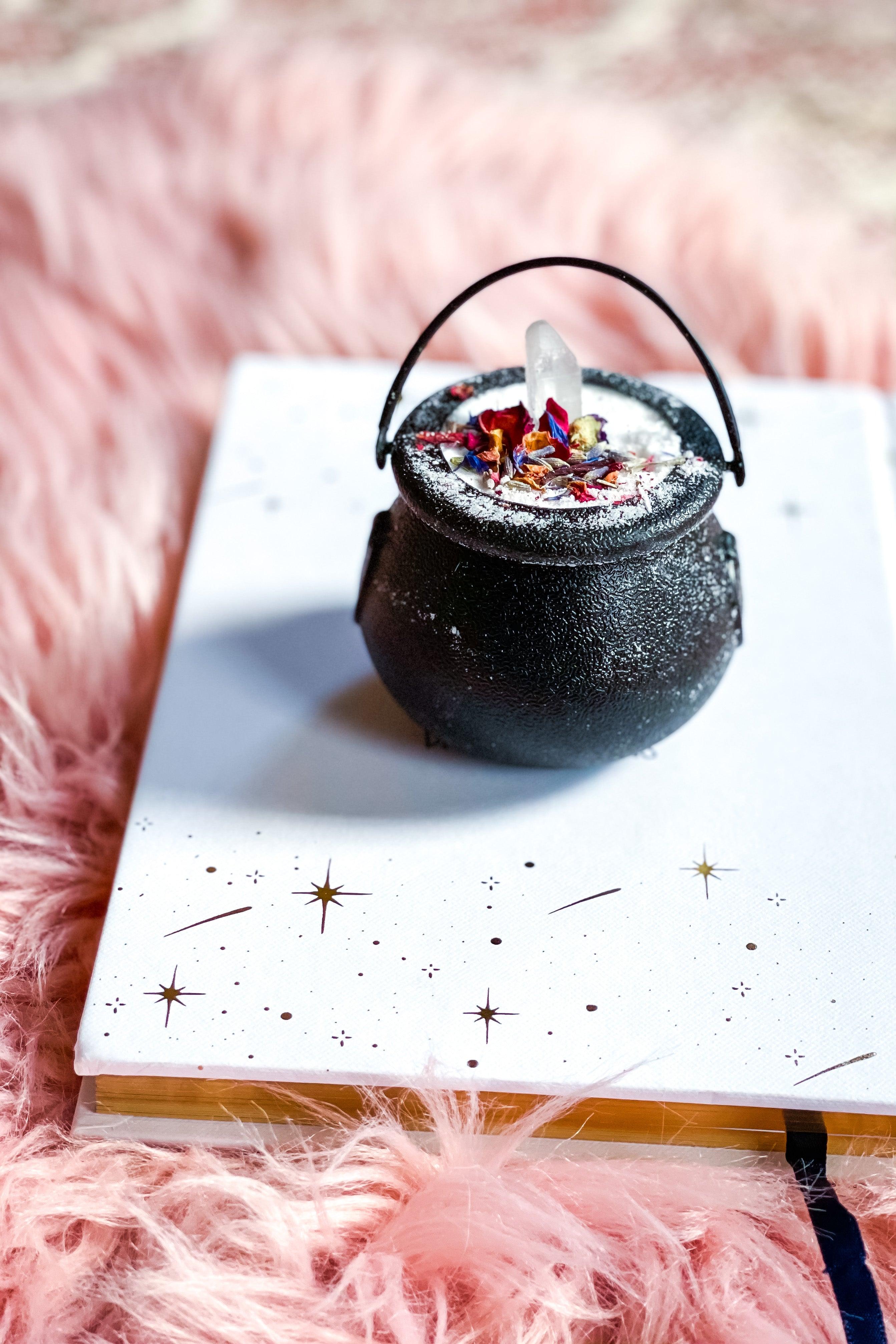 Enchantress Quartz Crystal Cauldron Bath Bomb - Atomic Wildflower