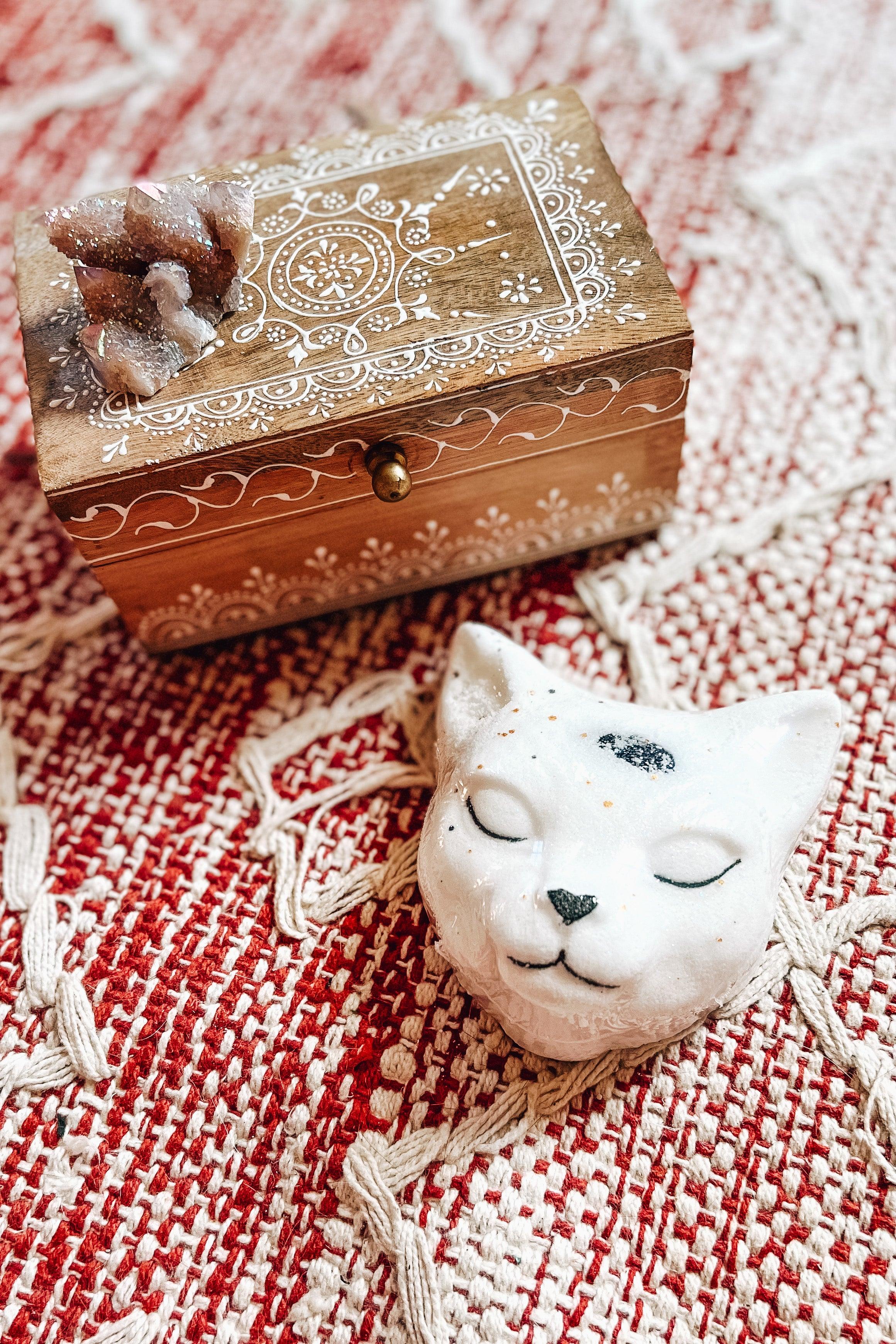 Purrrr At The Moon Crystal Bath Bomb - Atomic Wildflower