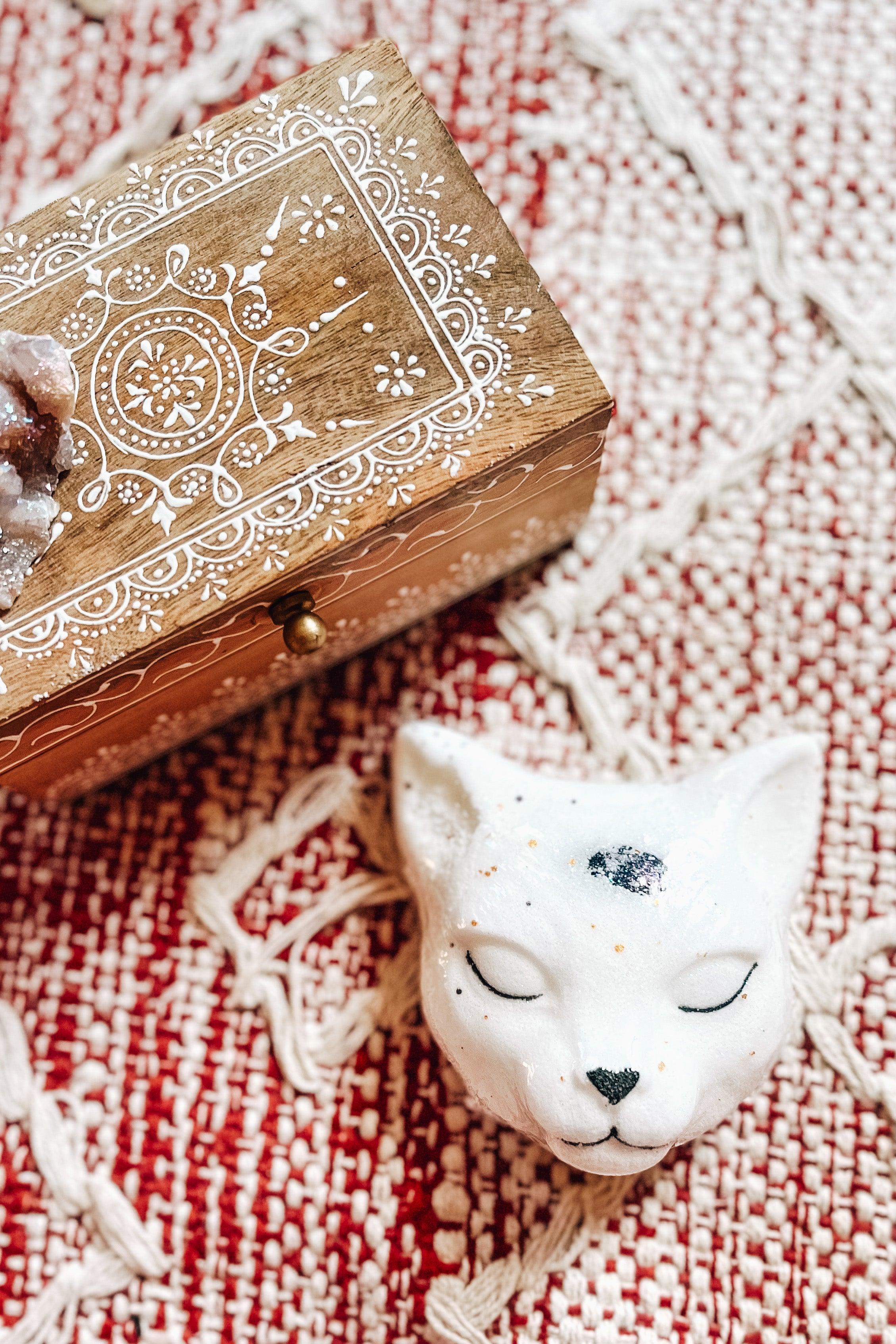 Purrrr At The Moon Crystal Bath Bomb - Atomic Wildflower