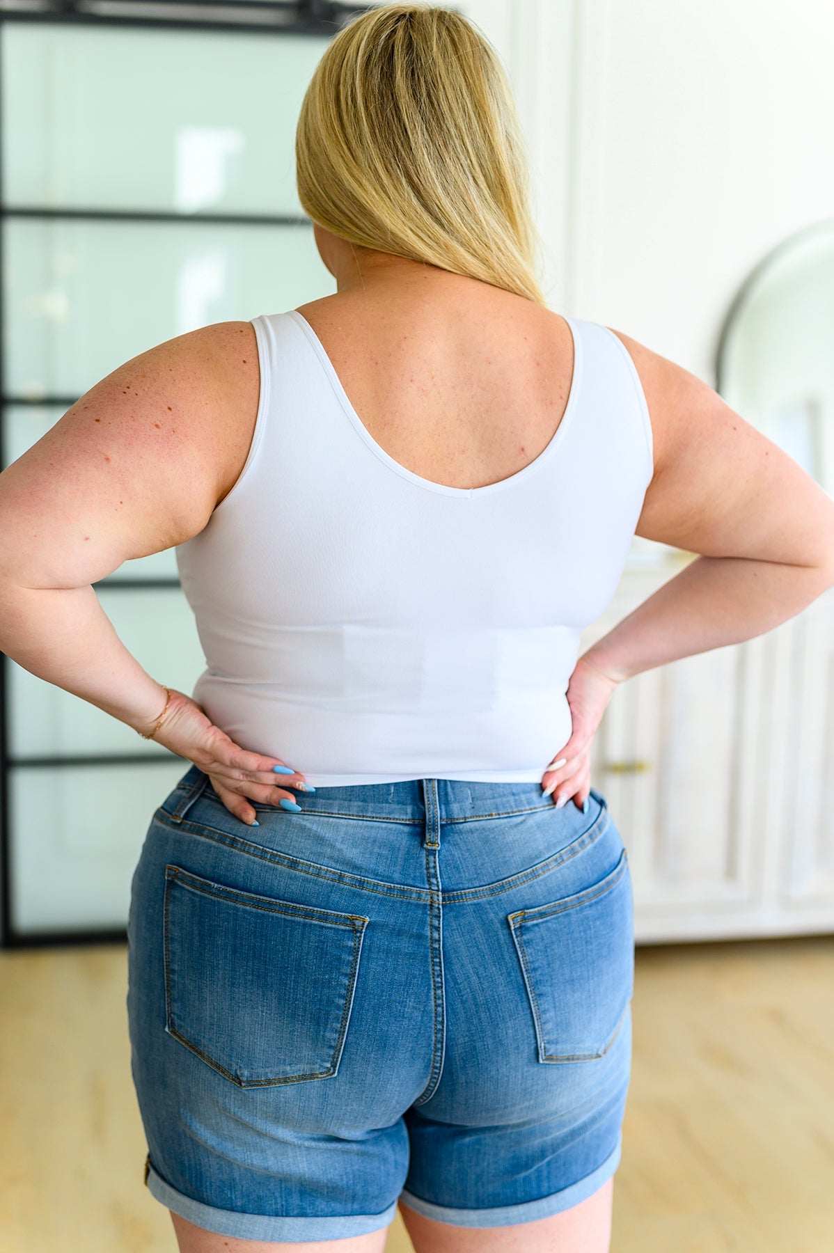 Carefree Seamless Reversible Tank • White