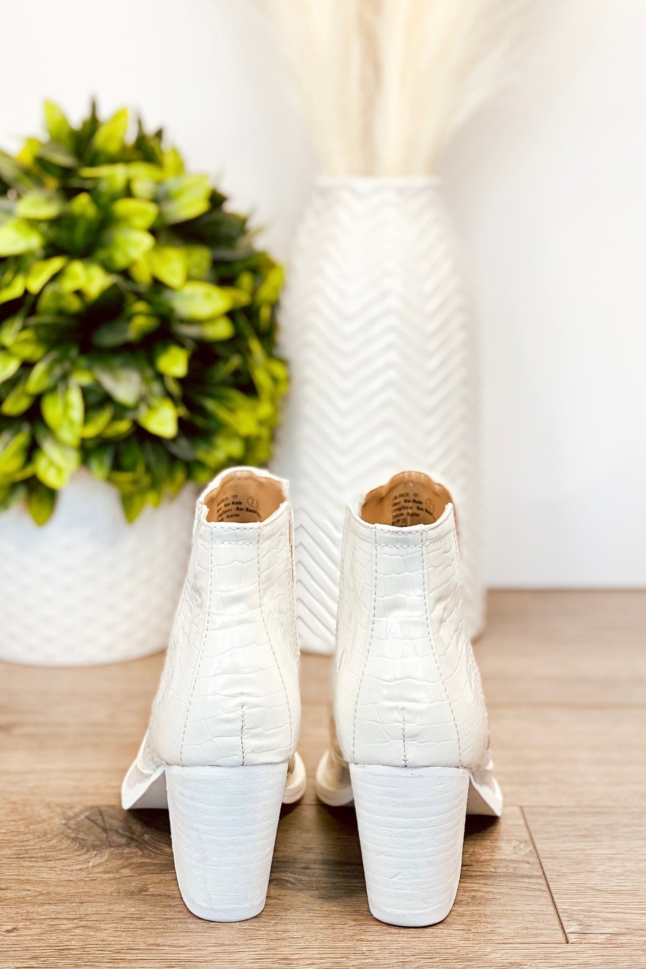 Tarim Bootie • White Croc