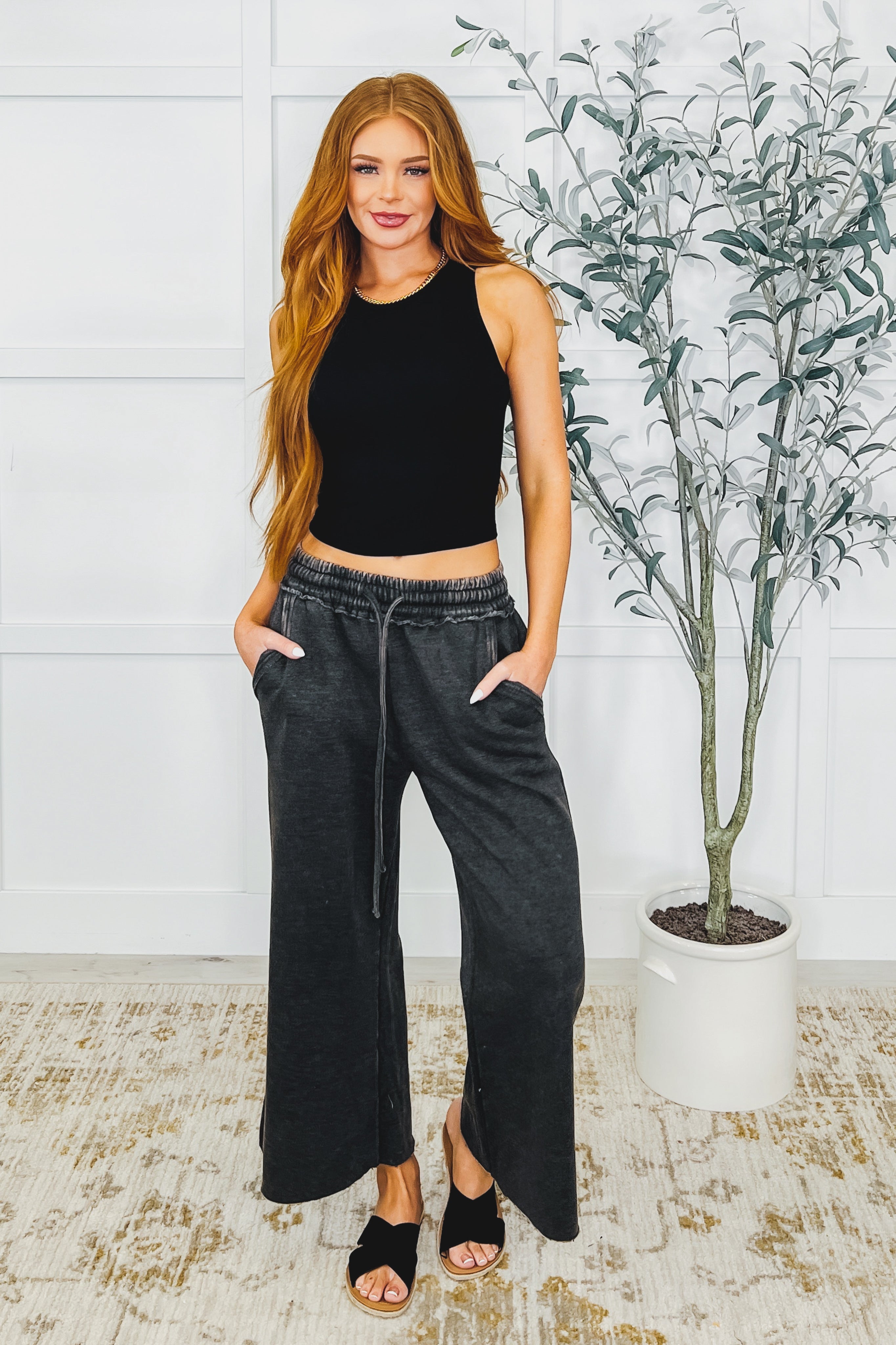 In or Out Wide Leg Cropped Pants • Ash Black
