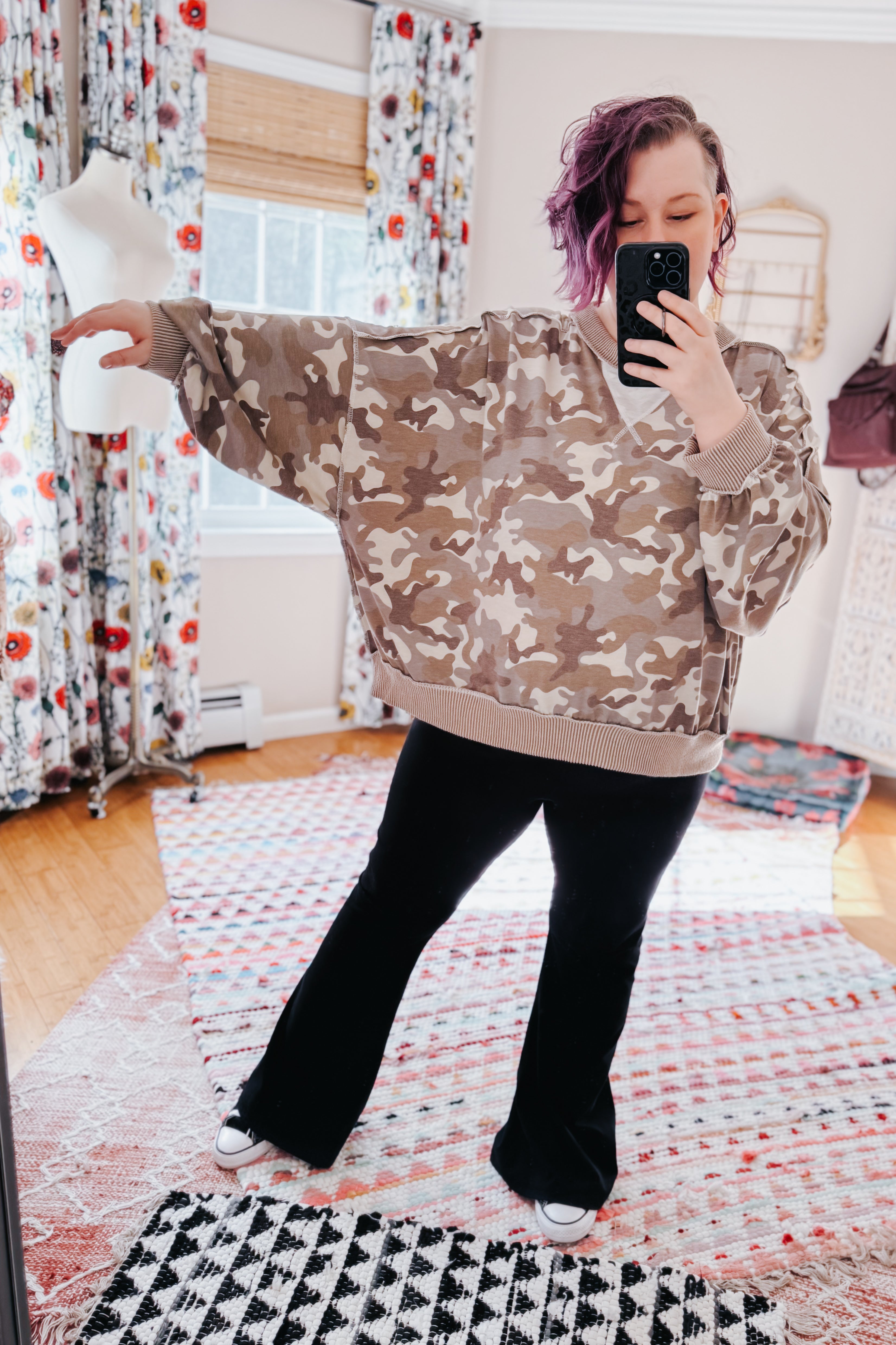 The Hide & Chic Sweatshirt