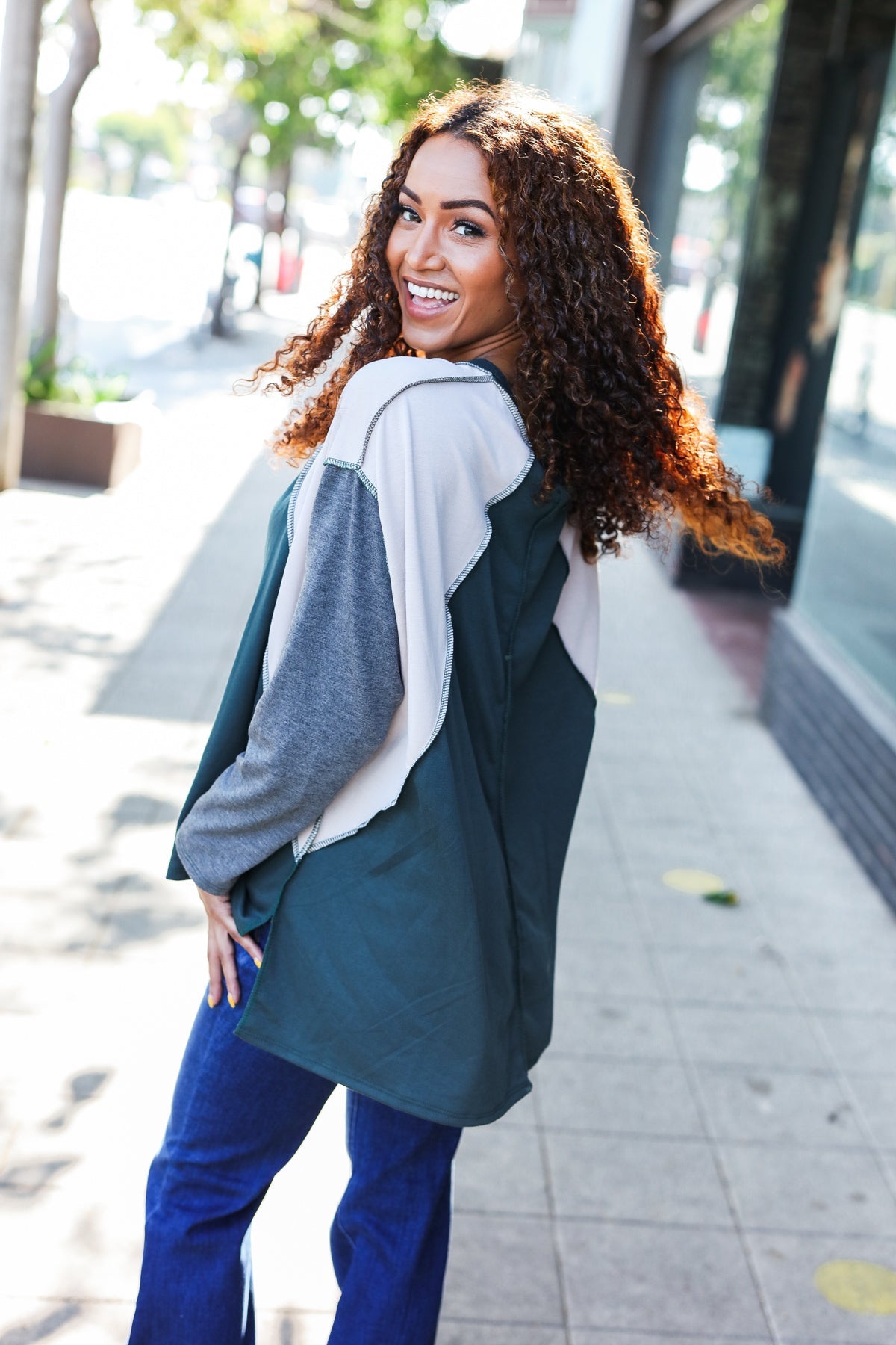 Stand Out V Neck Raglan Color Block Outseam Top
