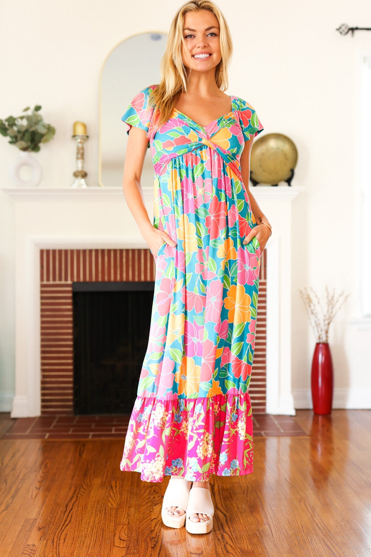 Vacay Vibes Floral Print Sweetheart Maxi Dress