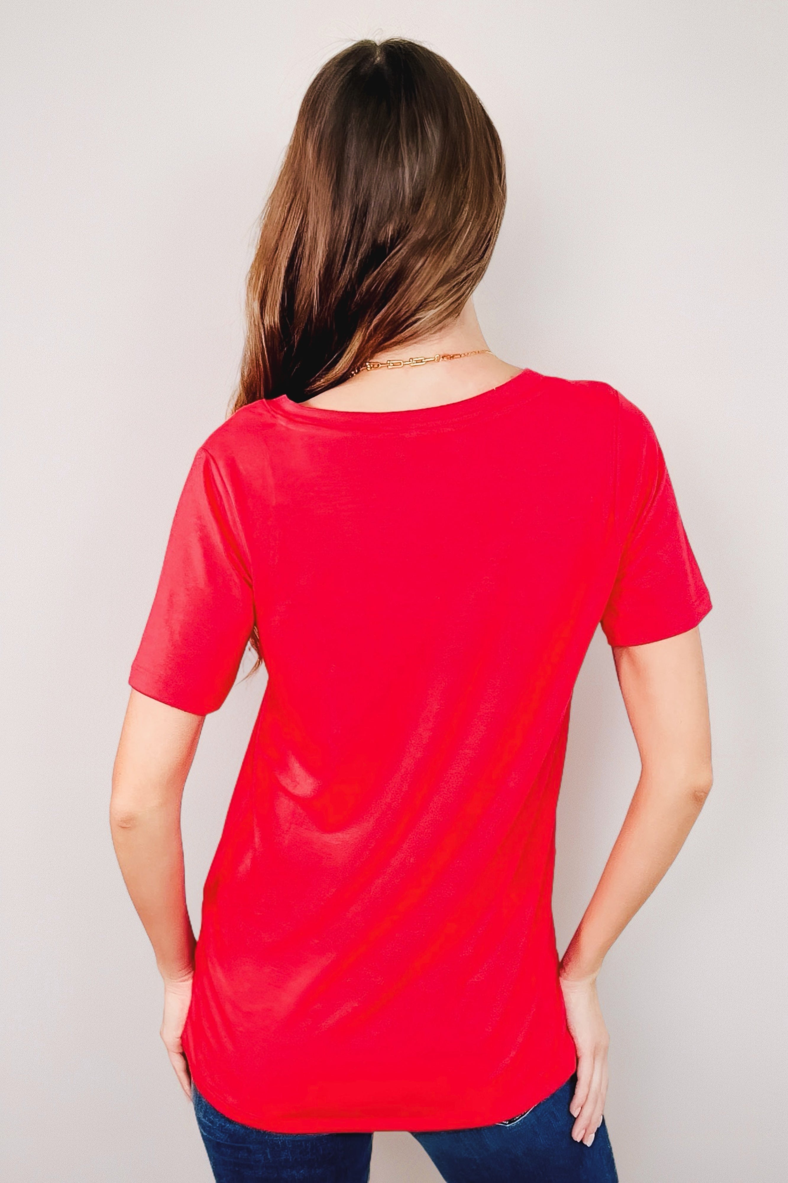 The Every Outfit Basic V-Neck Top •  Ruby