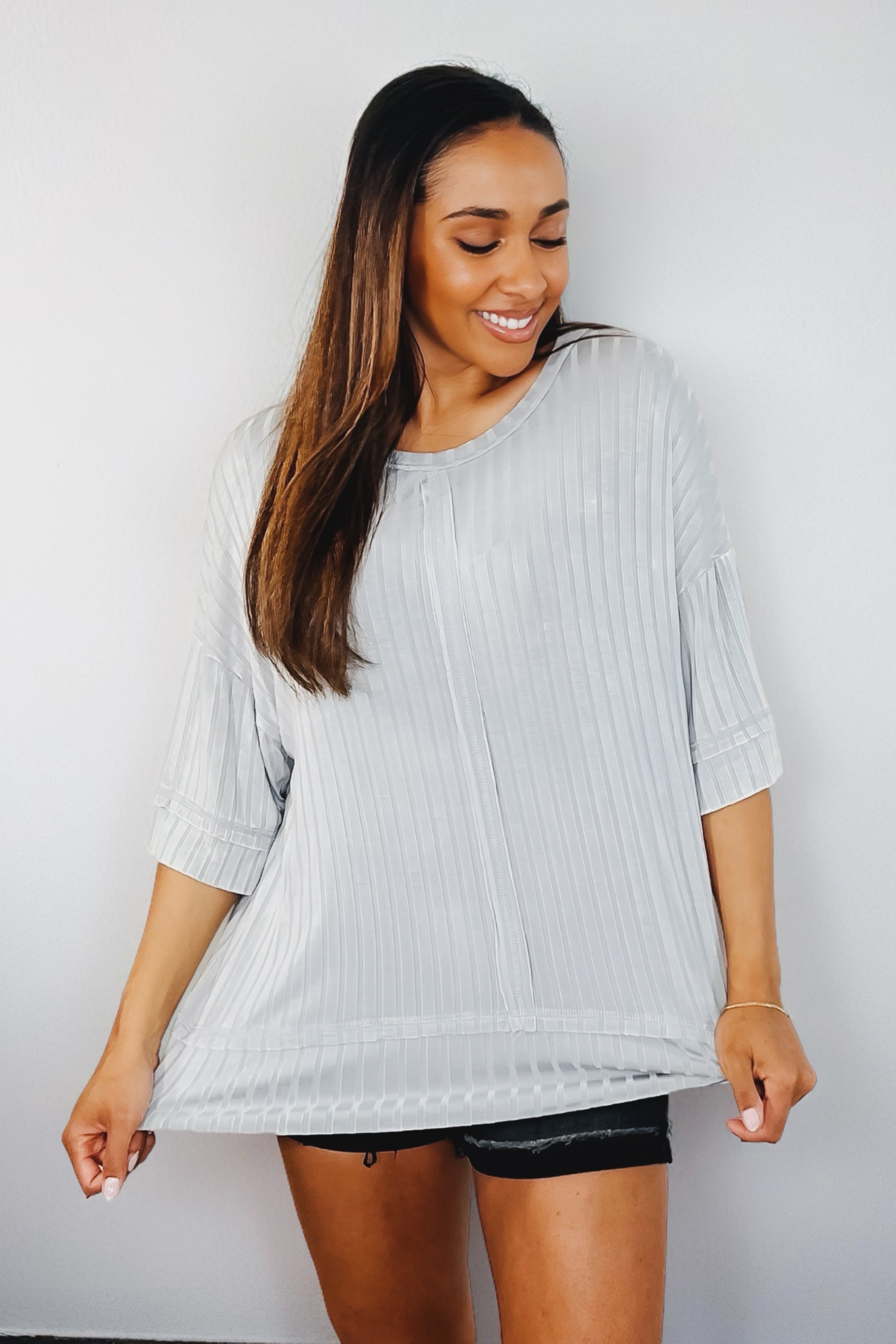 Loosely Speaking Oversized Basic Top • Light Grey