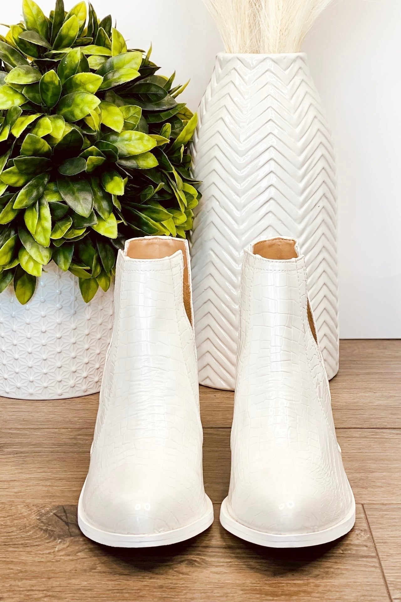 Tarim Bootie • White Croc