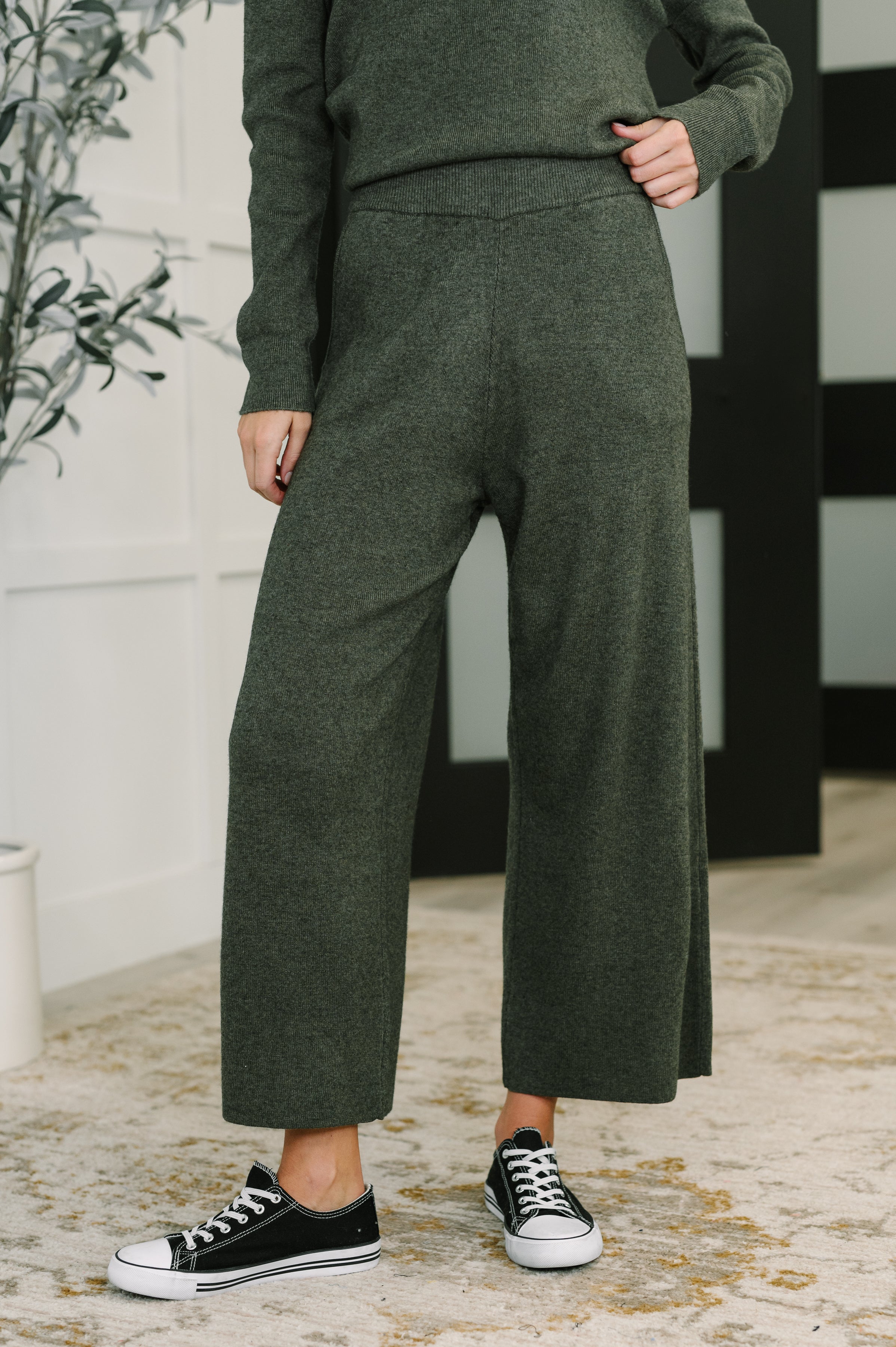 Clove Culotte Pants • Moss