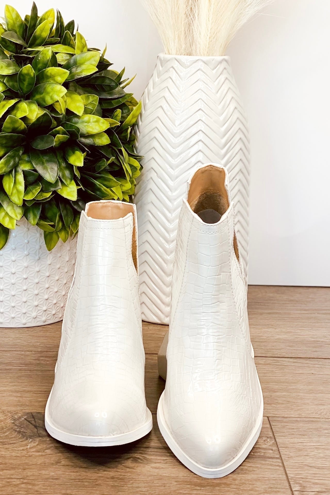 Tarim Bootie • White Croc