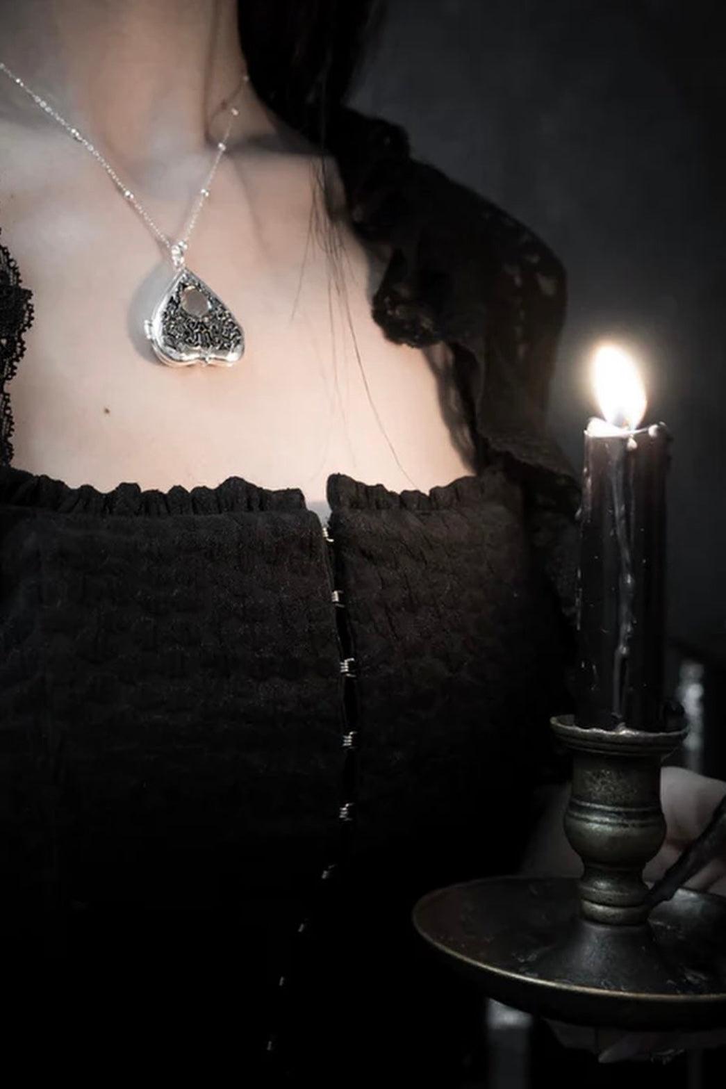 Belladonna Mourning Locket - Atomic Wildflower