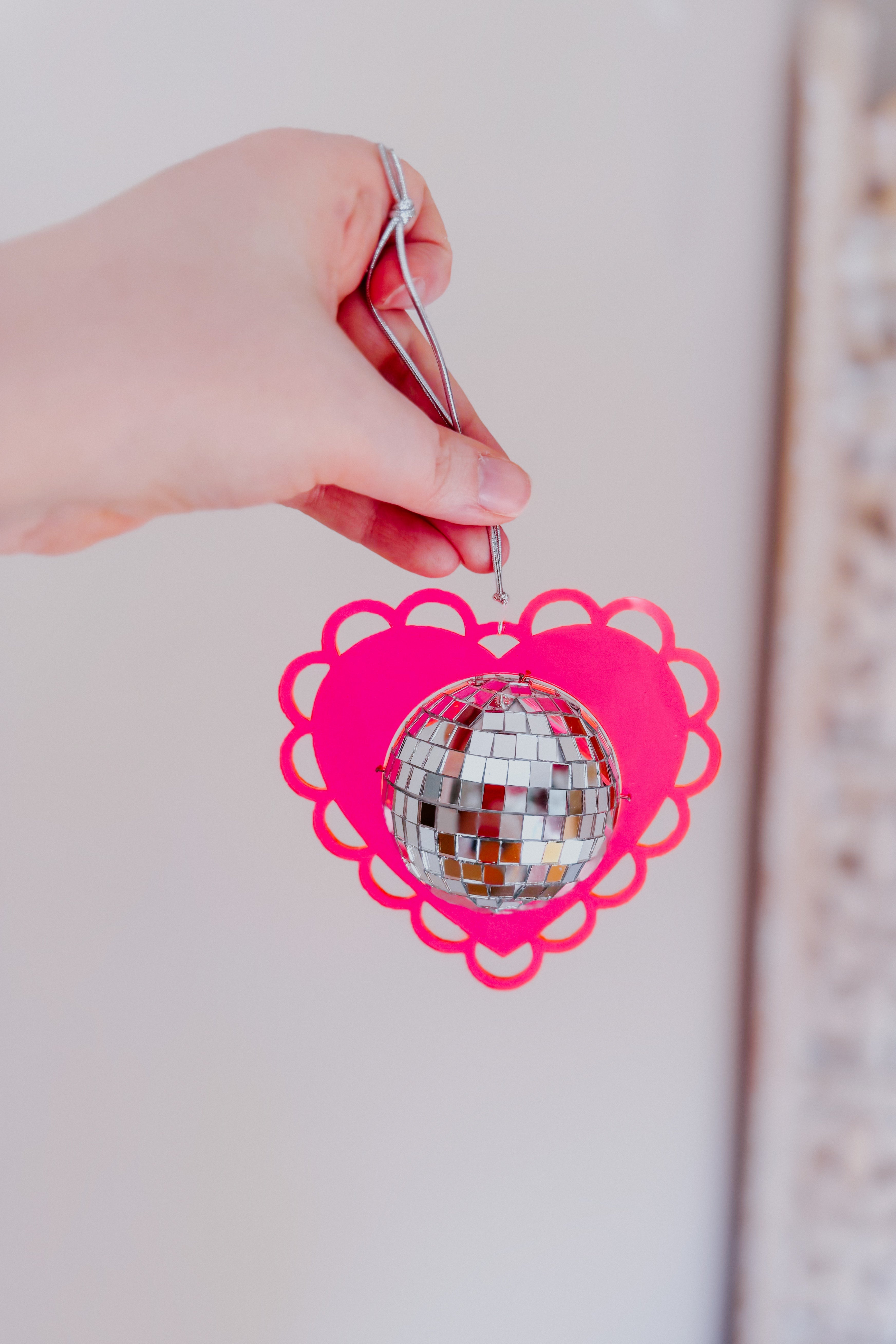 Hanging Mini Disco Scalloped Heart Sun Catcher • Hot Pink