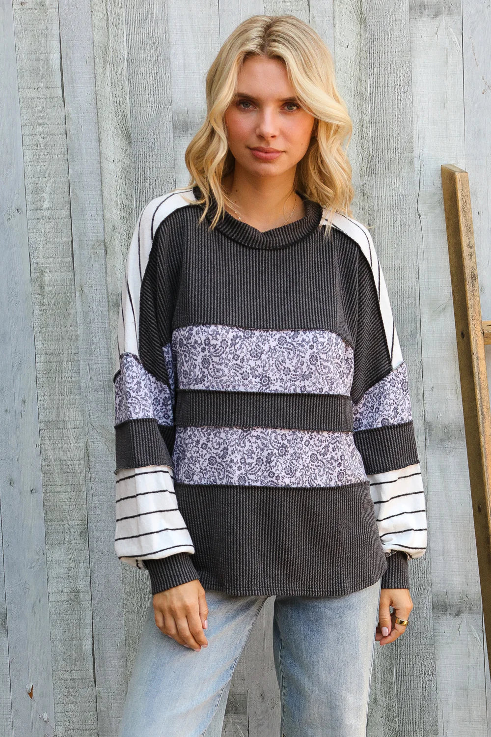 Lips Like Sugar Print Block Pullover