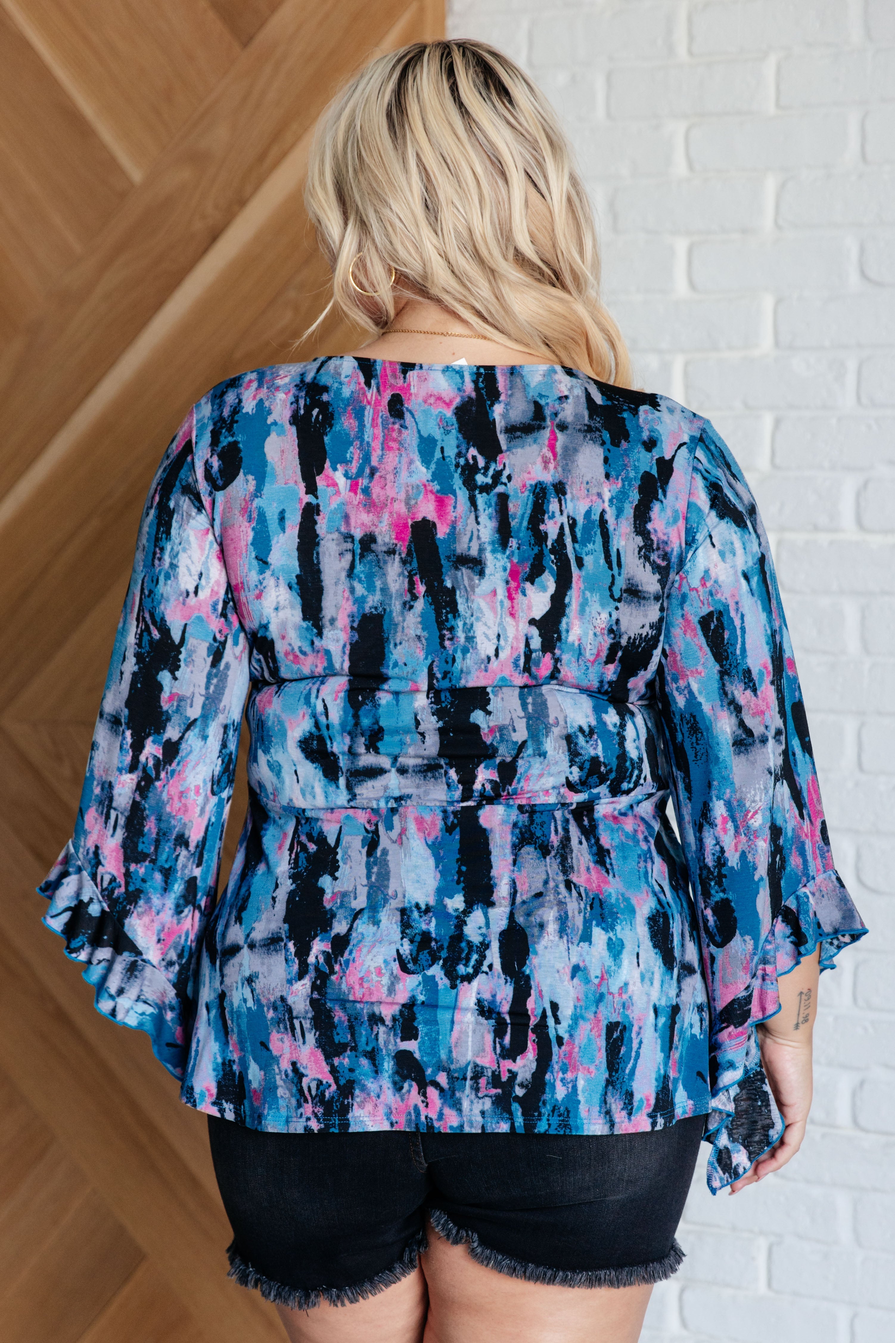 Have it All Angel Sleeve Top • Abstract Blue