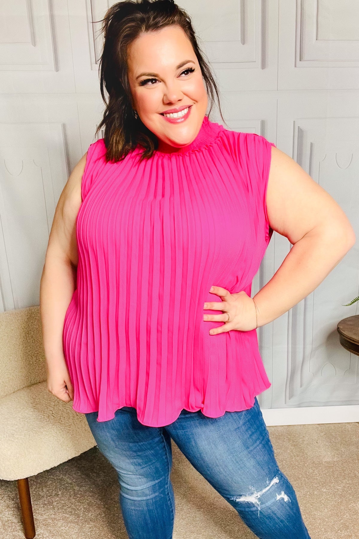 Sweet New Days Pleated Sleeveless Top • Fuchsia